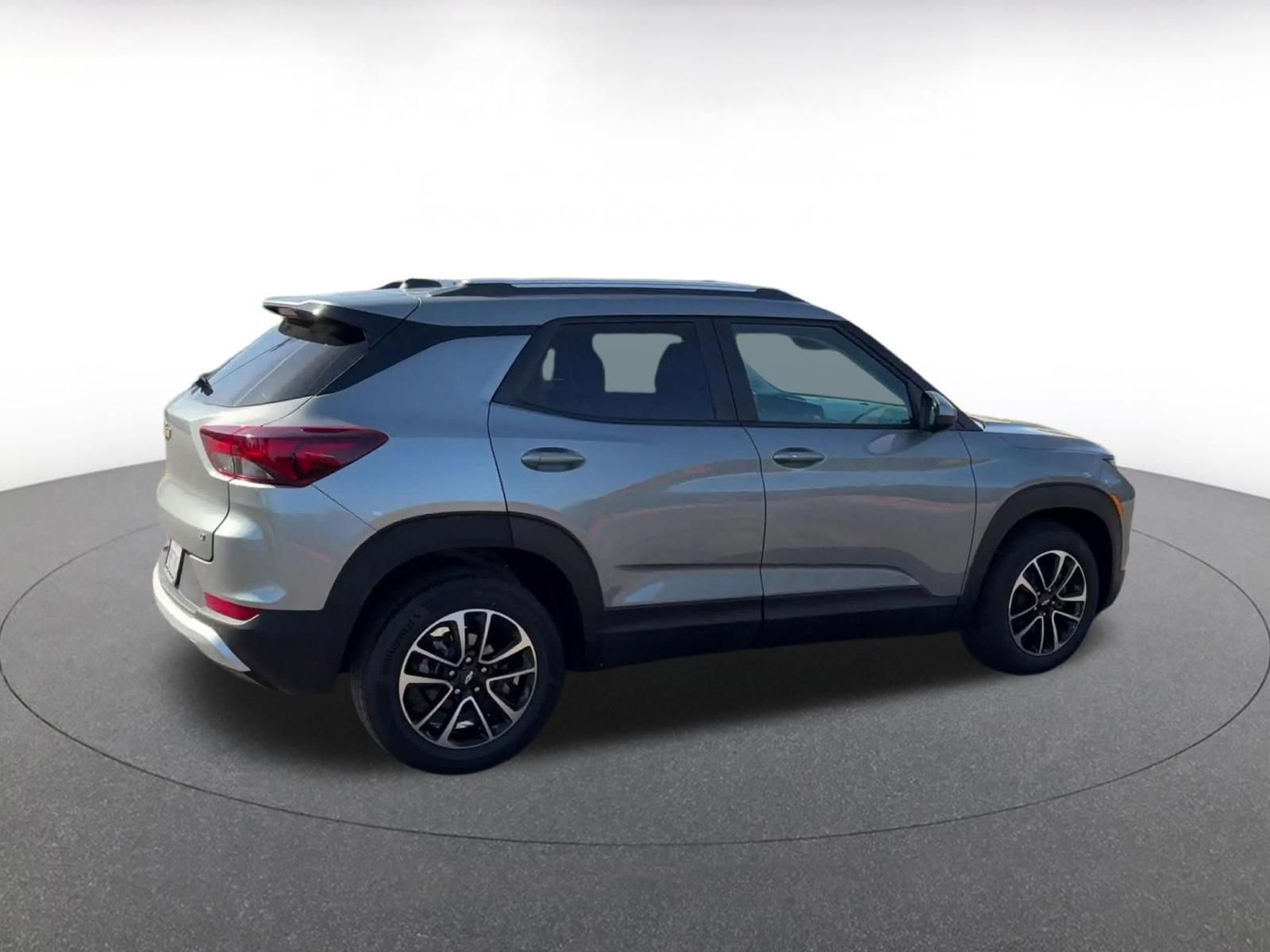 Thumbnail: 2025 Chevrolet TrailBlazer - 15