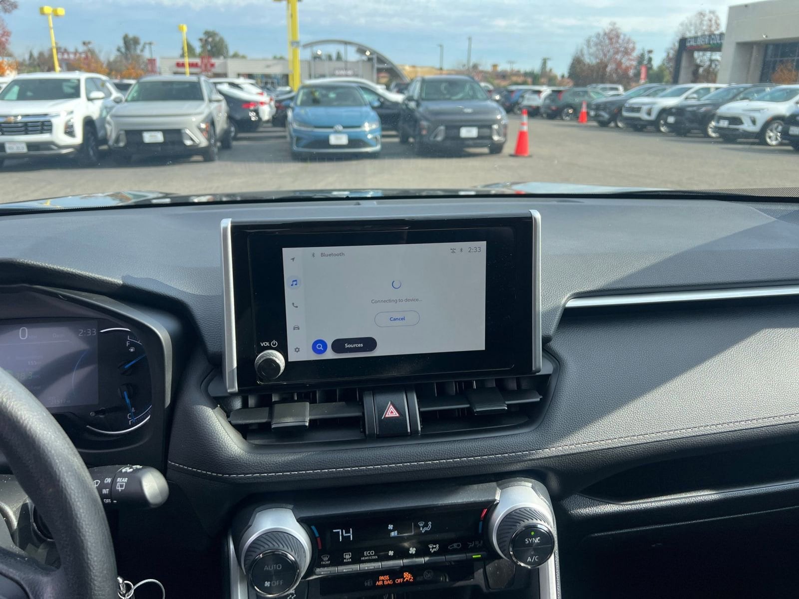 Thumbnail: 2025 Toyota RAV4 - 18