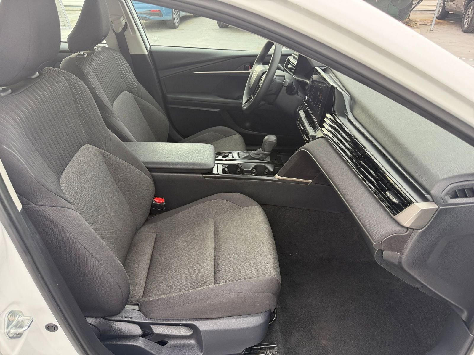 Thumbnail: 2025 Toyota Camry - 34