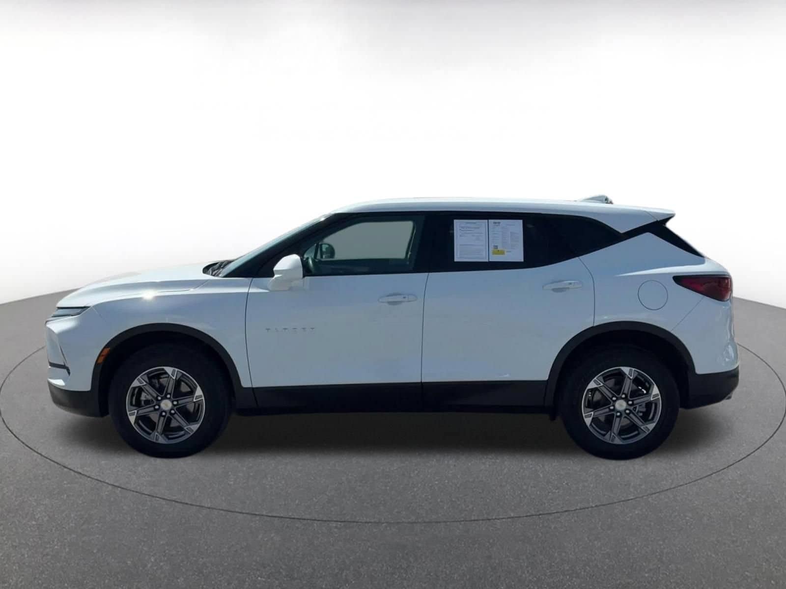 Thumbnail: 2026 Chevrolet Blazer - 8