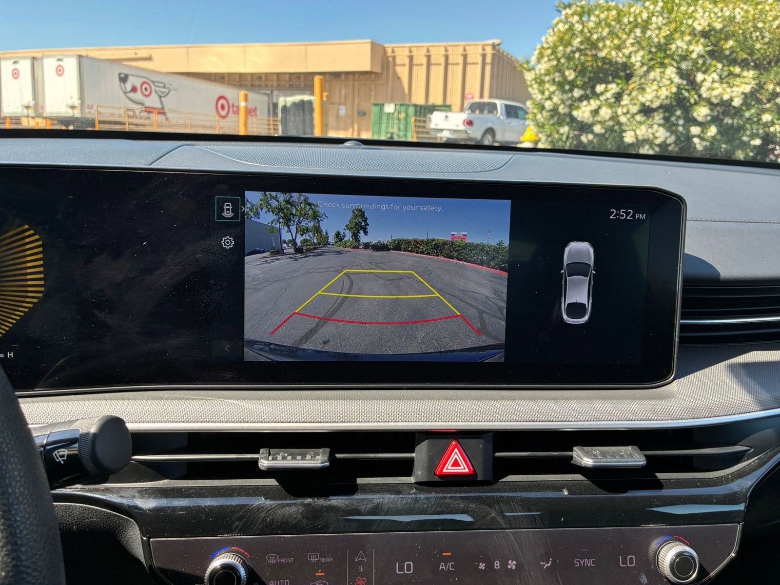 Thumbnail: 2025 Kia K5 - 22