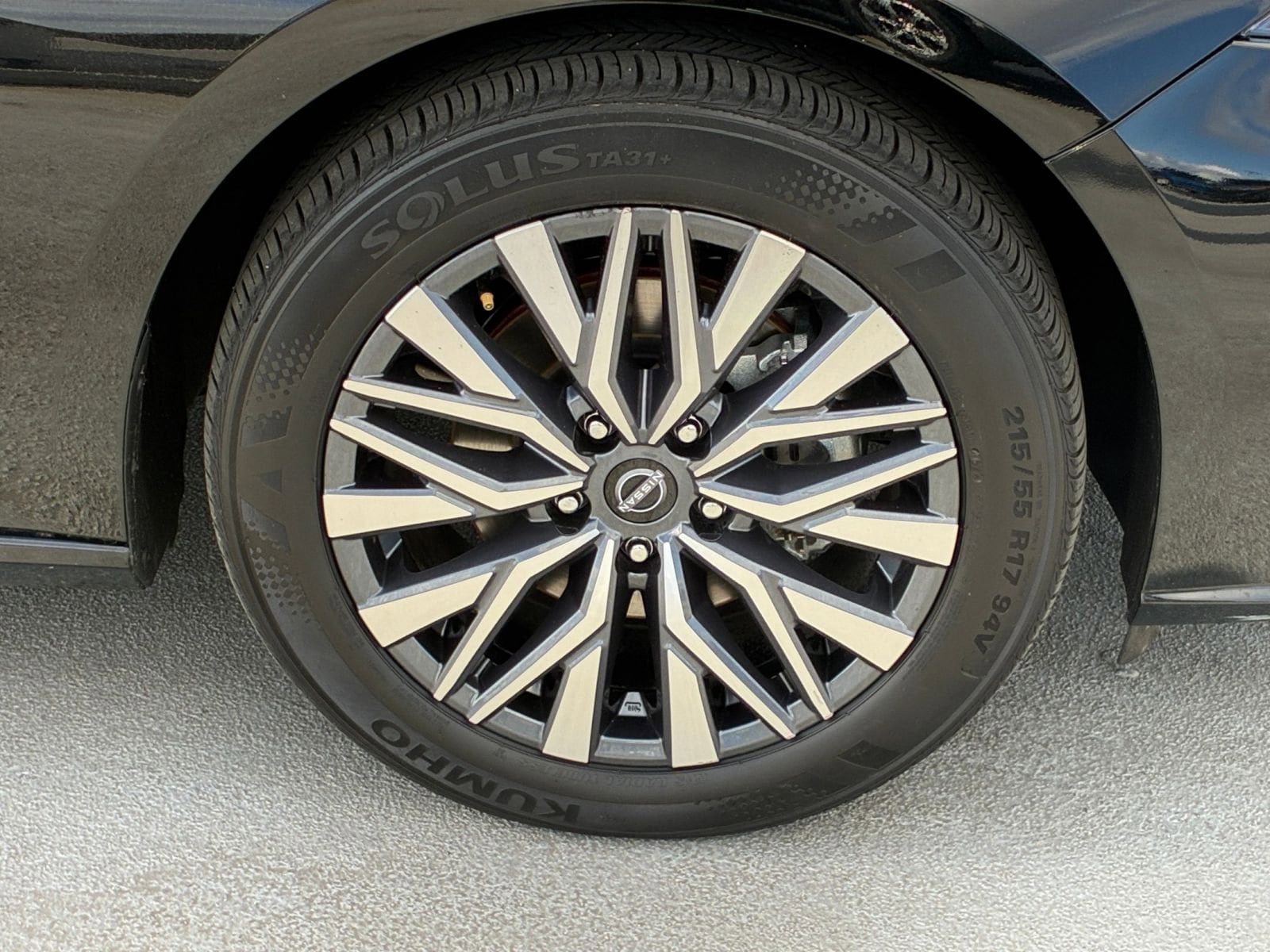 Thumbnail: 2025 Nissan Altima - 30