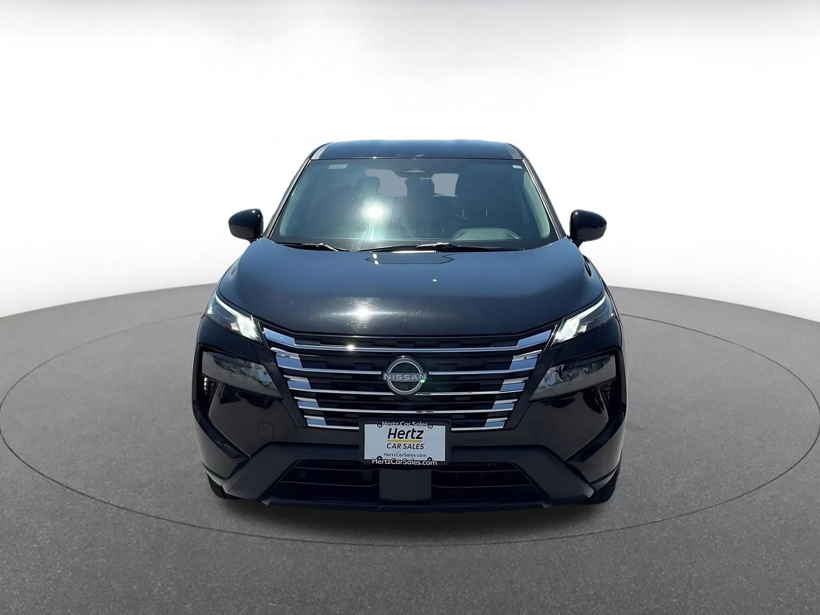 Thumbnail: 2025 Nissan Rogue - 4