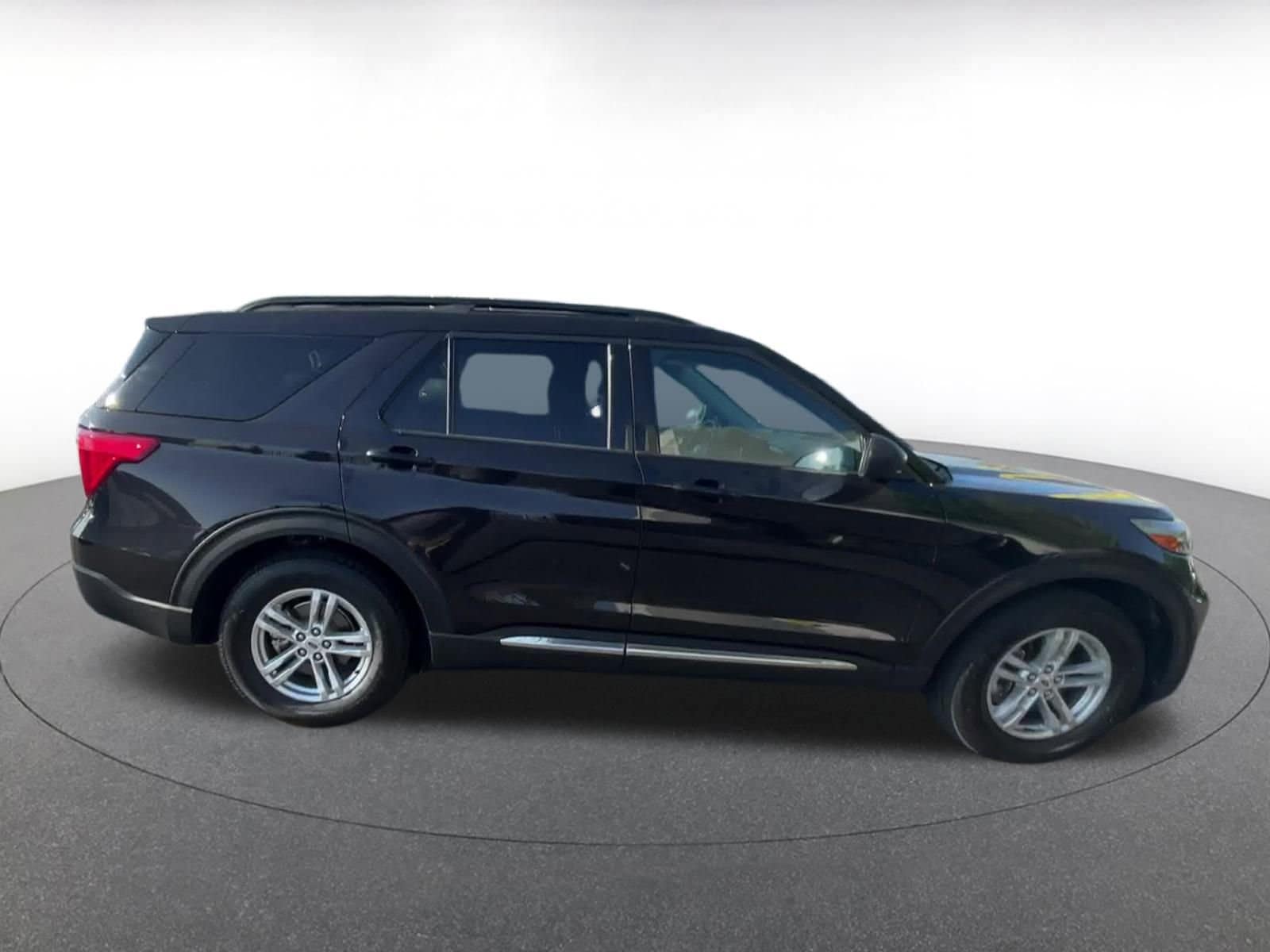 Thumbnail: 2024 Ford Explorer - 15