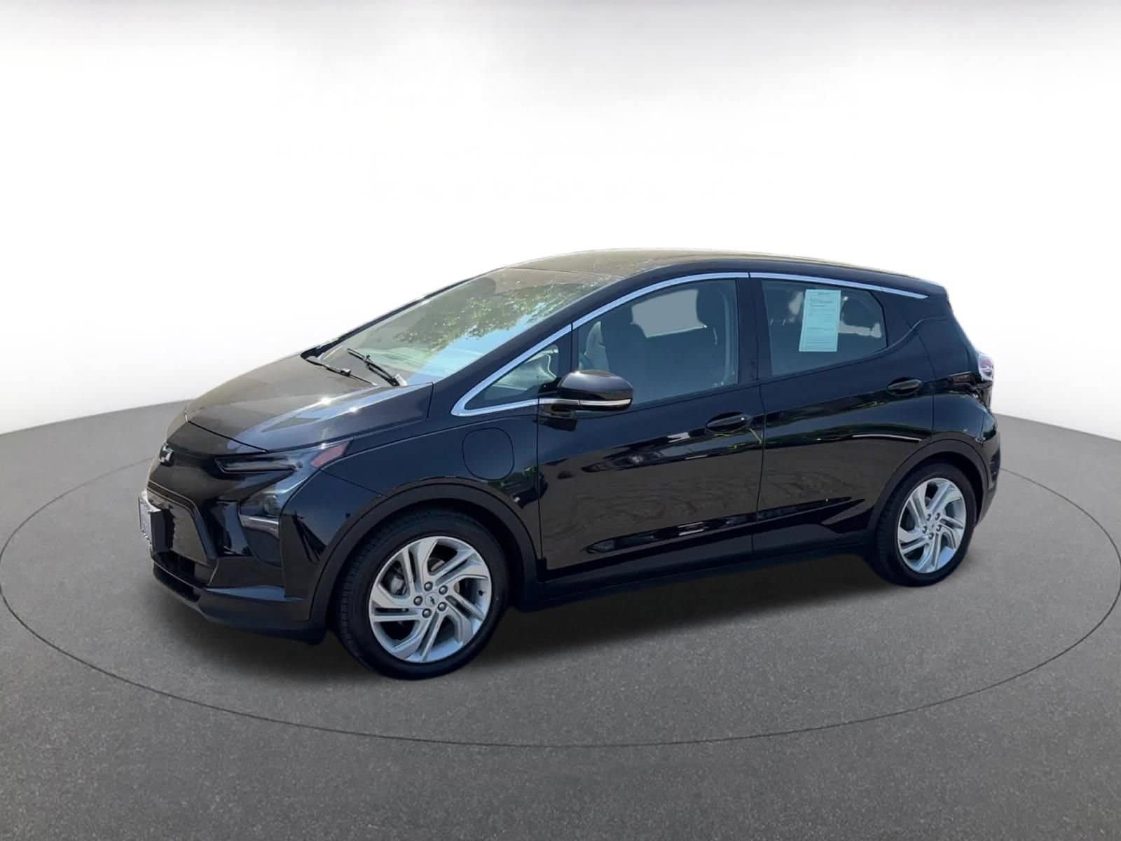 Thumbnail: 2023 Chevrolet Bolt EV - 8