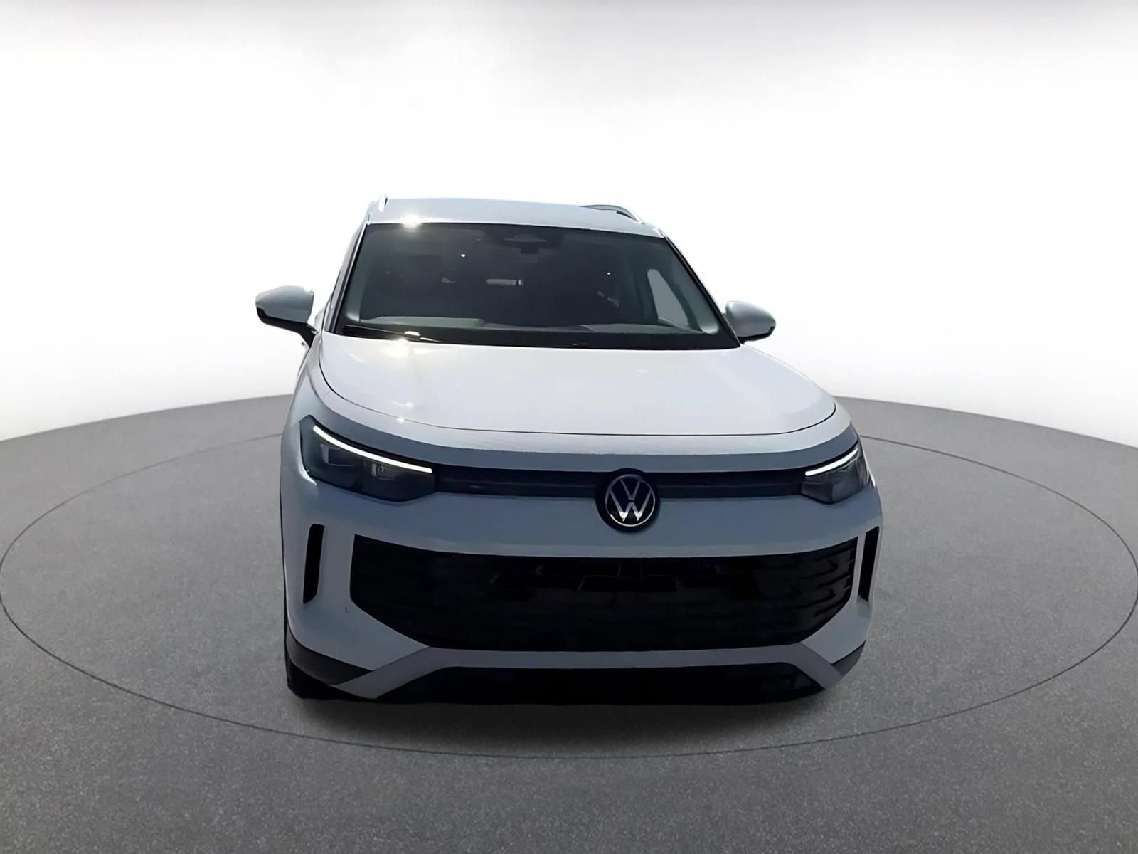 Thumbnail: 2026 Volkswagen Tiguan - 2
