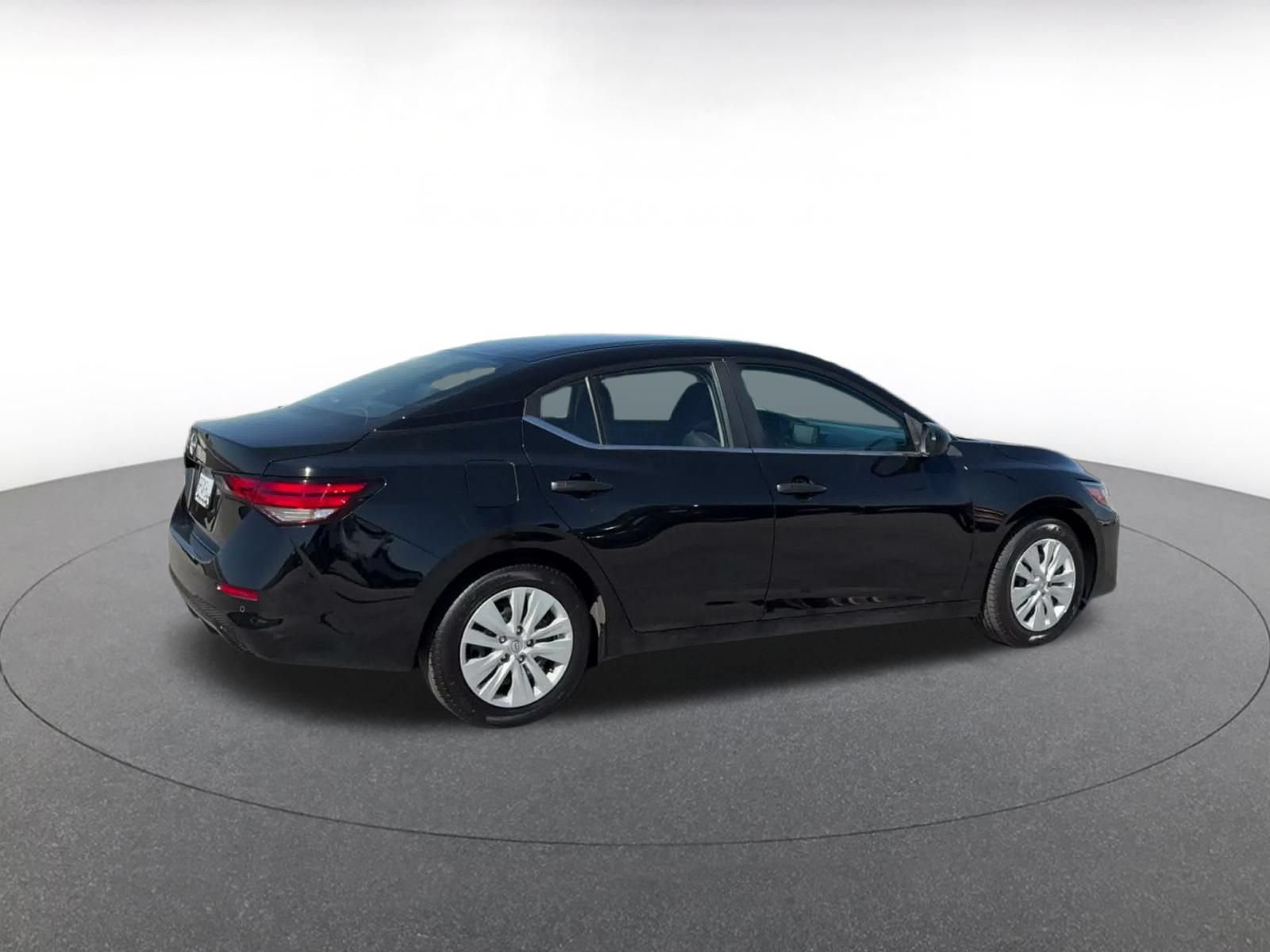 Thumbnail: 2025 Nissan Sentra - 15
