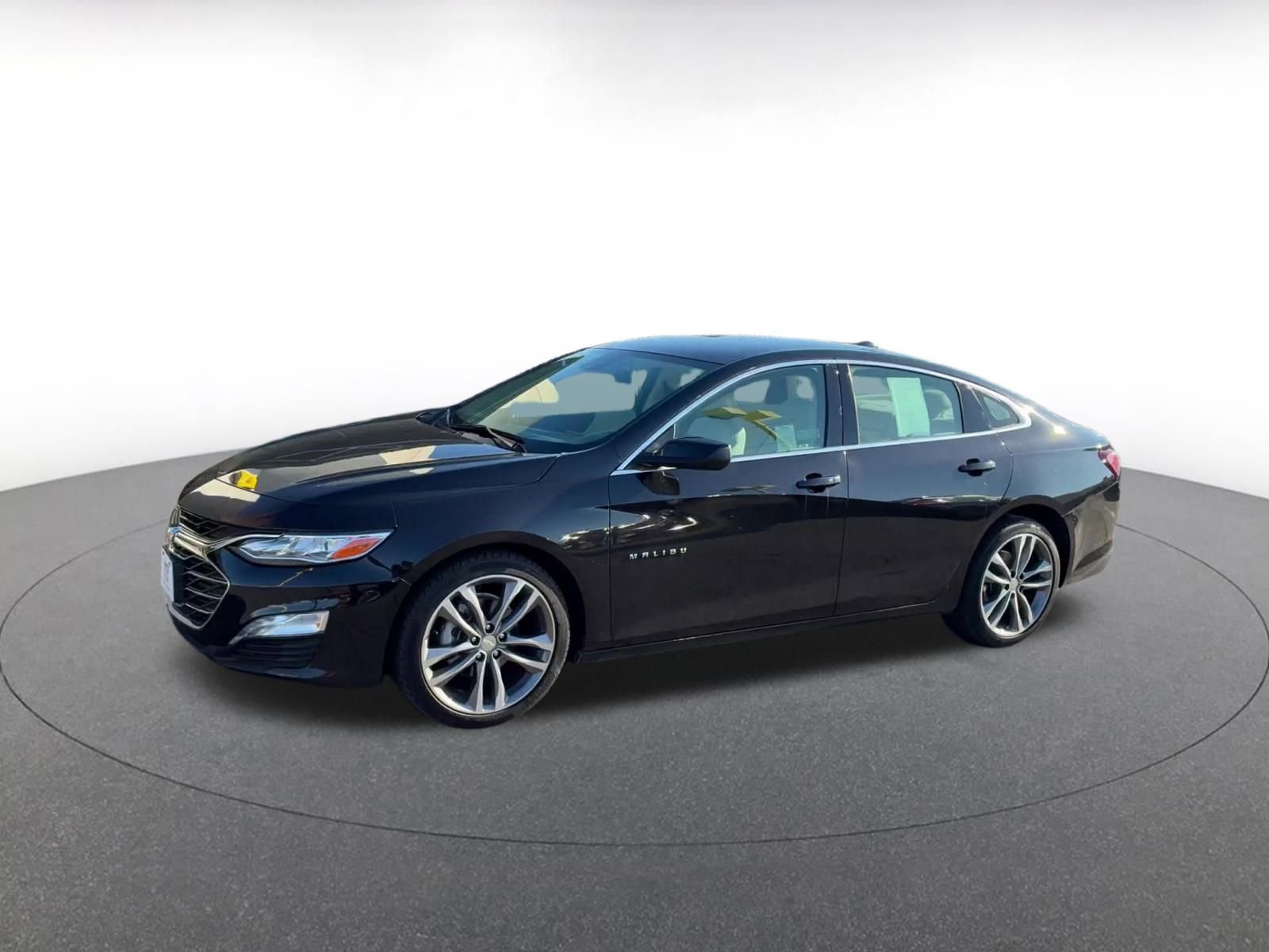 Thumbnail: 2024 Chevrolet Malibu - 8