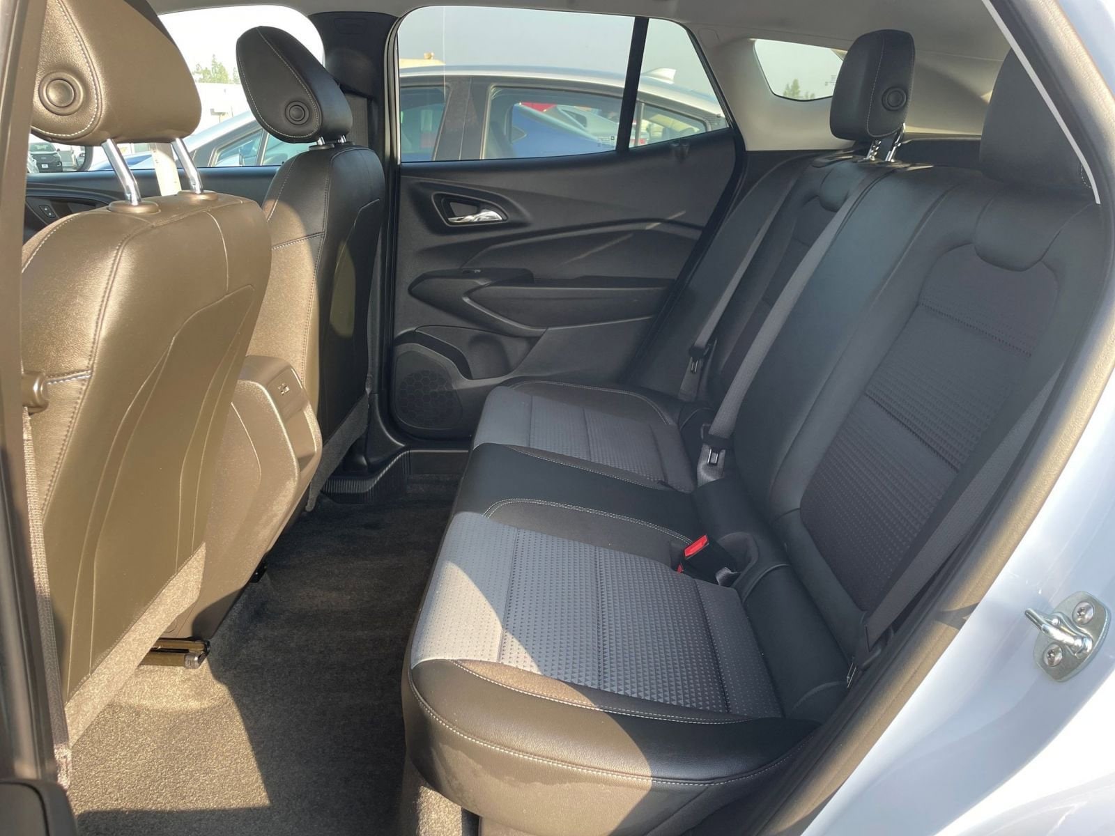 Thumbnail: 2025 Chevrolet Trax - 23