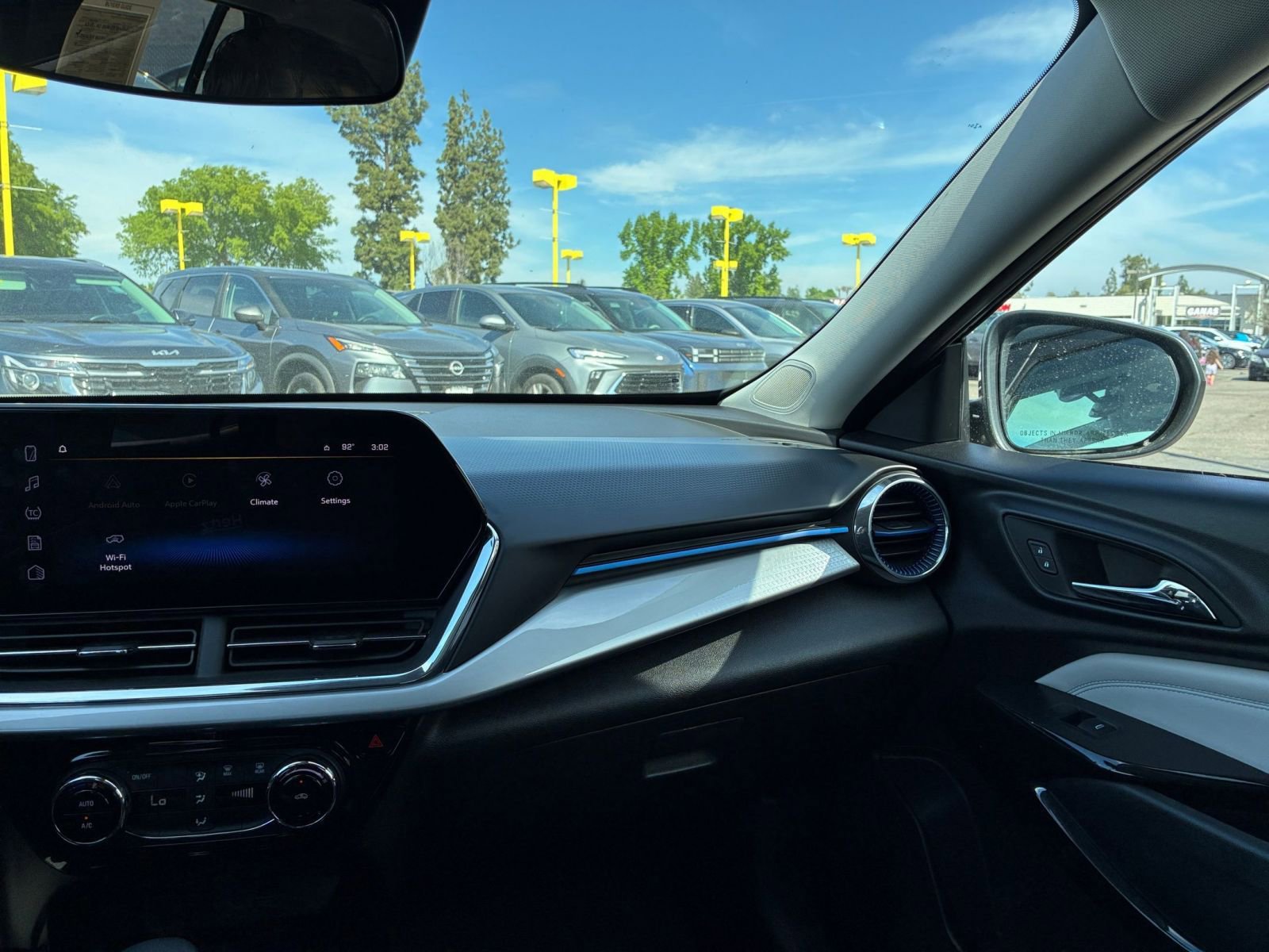 Thumbnail: 2025 Chevrolet Trax - 34