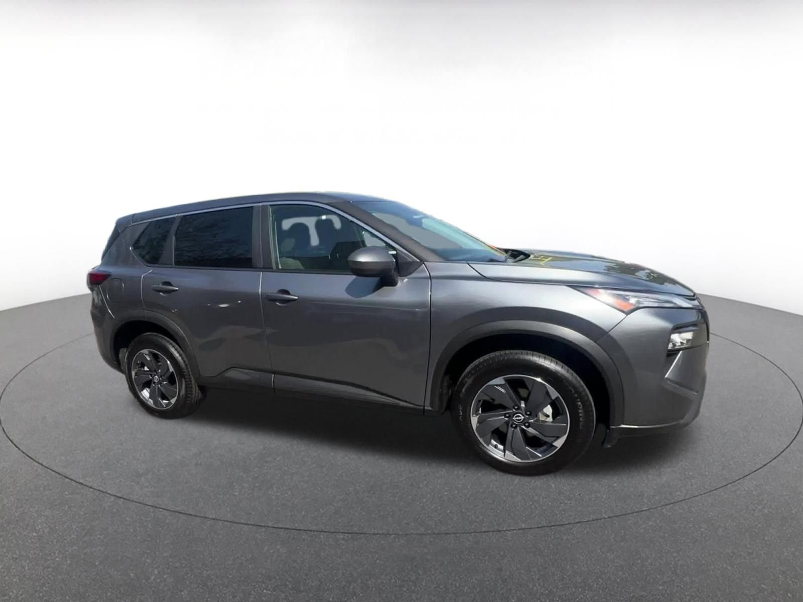 Thumbnail: 2025 Nissan Rogue - 2