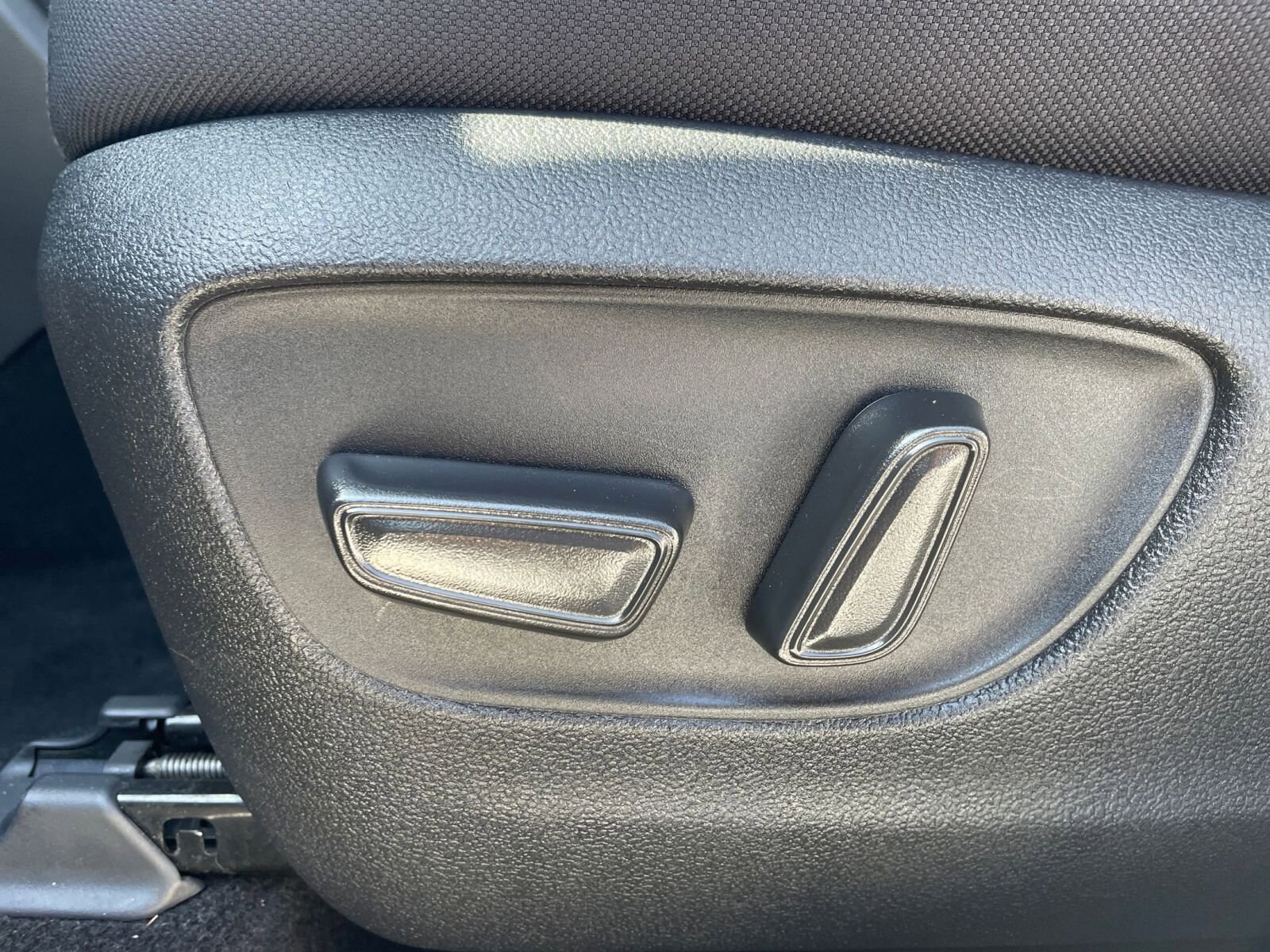 Thumbnail: 2025 Toyota Highlander - 22