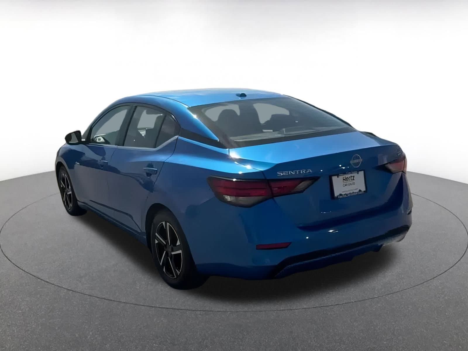 Thumbnail: 2024 Nissan Sentra - 10