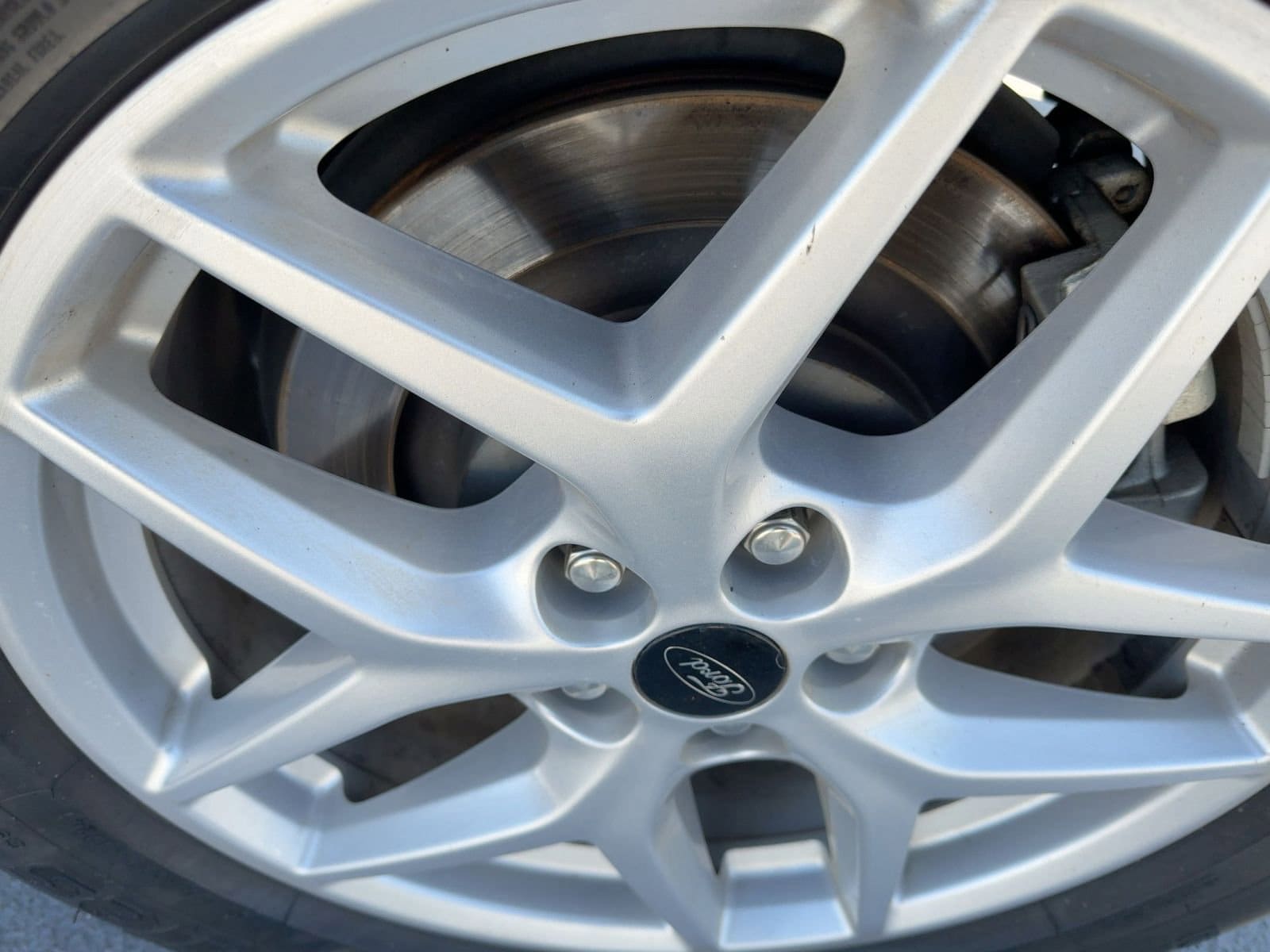 Thumbnail: 2024 Ford Edge - 28