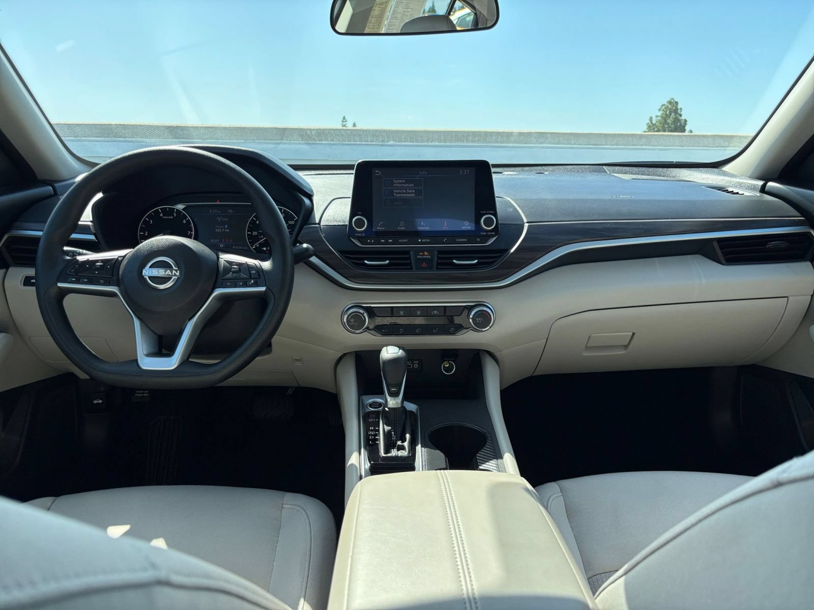 Thumbnail: 2025 Nissan Altima - 27