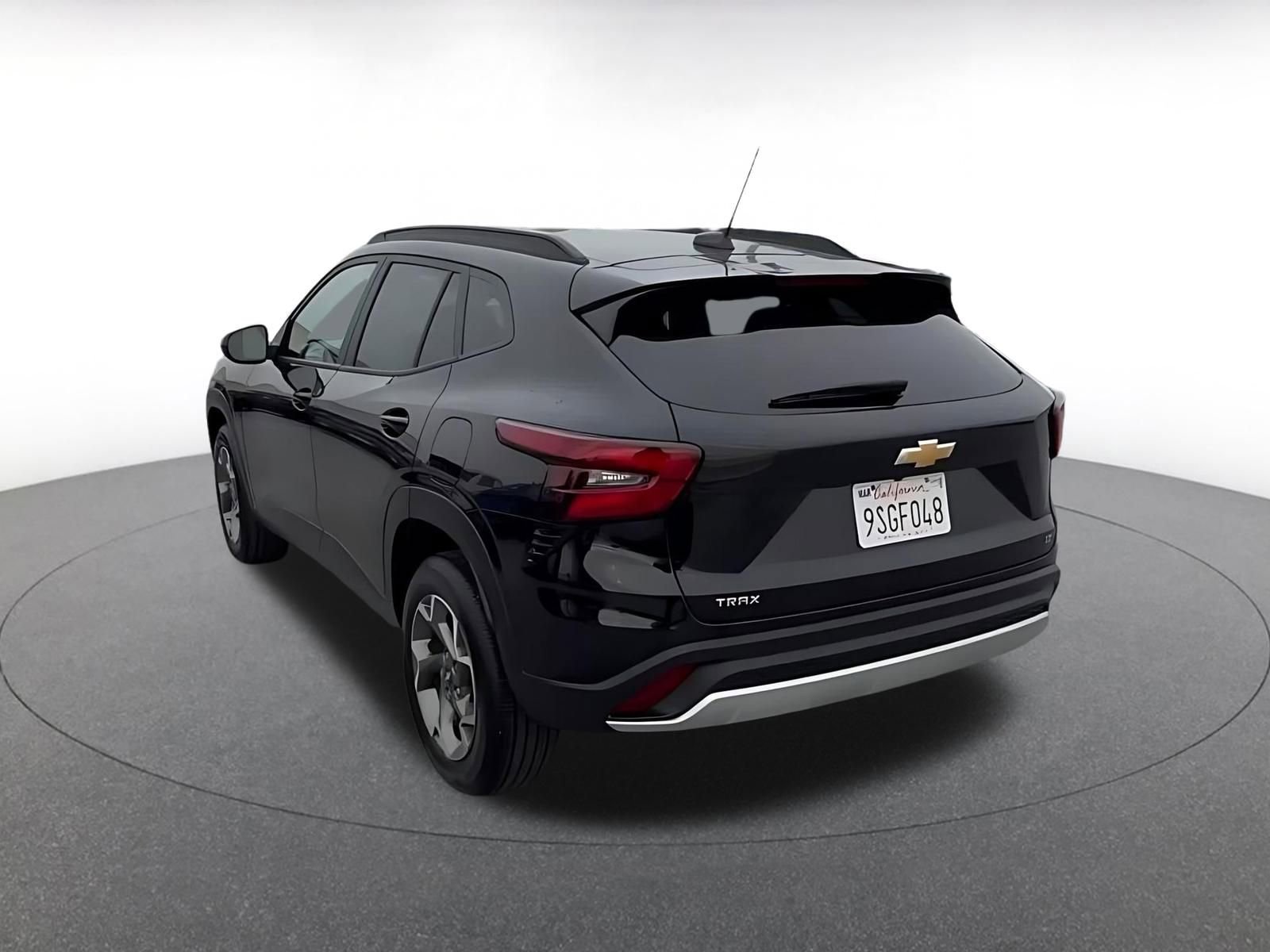 Thumbnail: 2025 Chevrolet Trax - 11