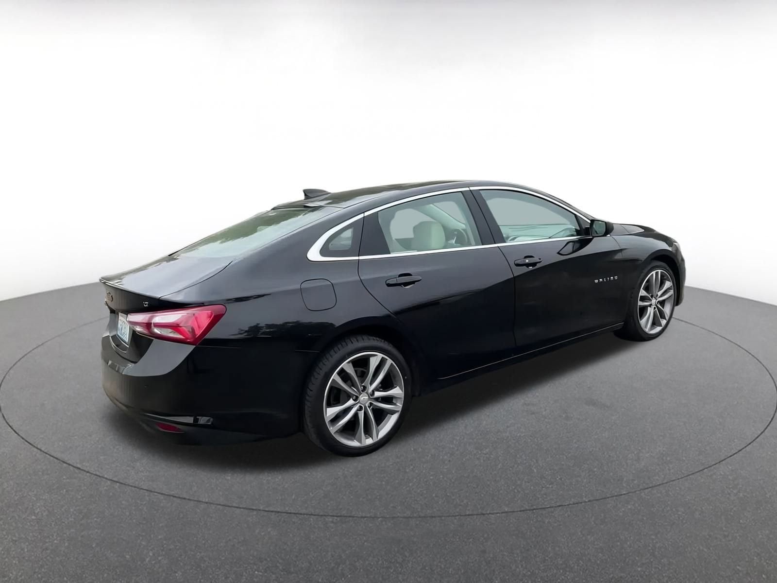 Thumbnail: 2024 Chevrolet Malibu - 15