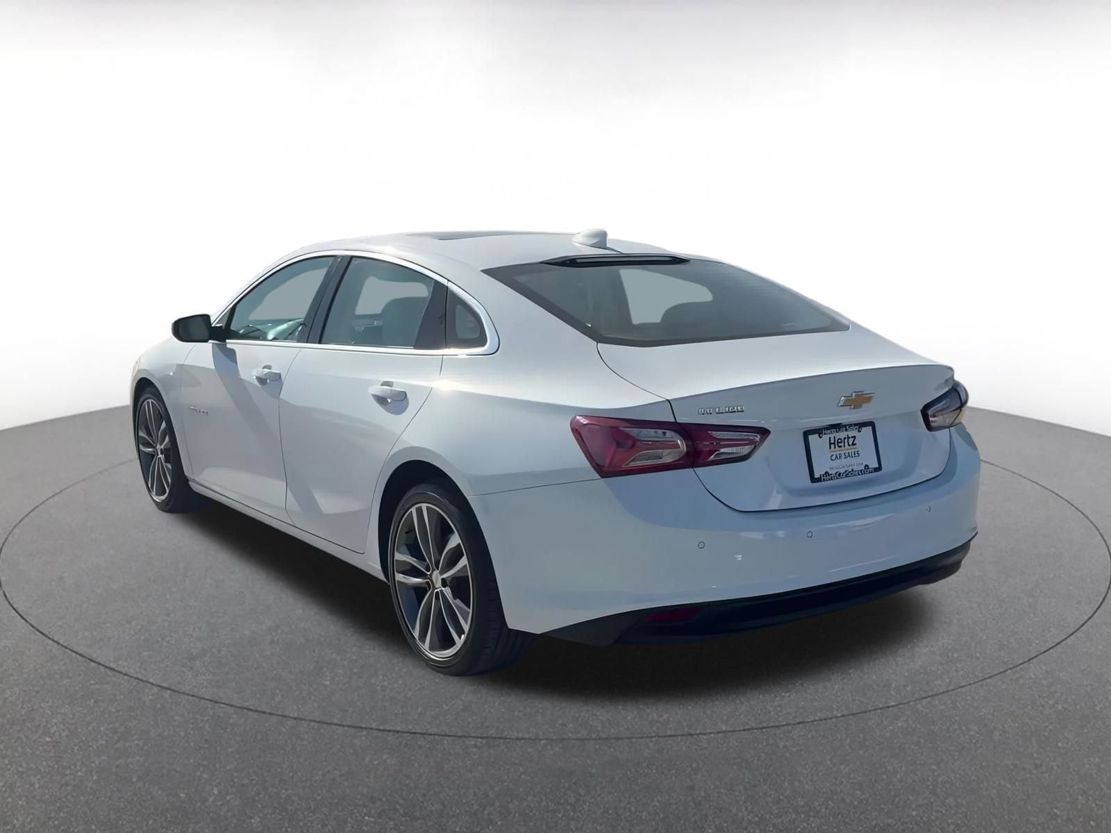 Thumbnail: 2024 Chevrolet Malibu - 11