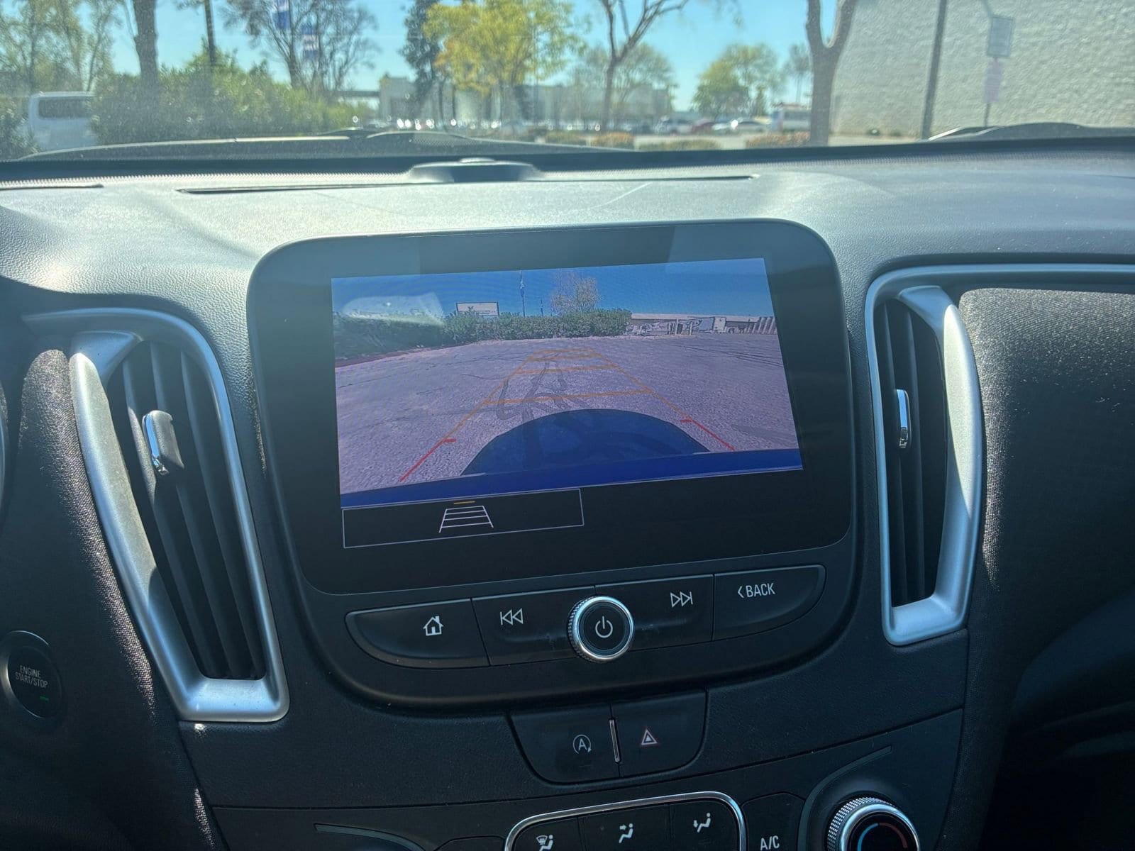 Thumbnail: 2024 Chevrolet Malibu - 24