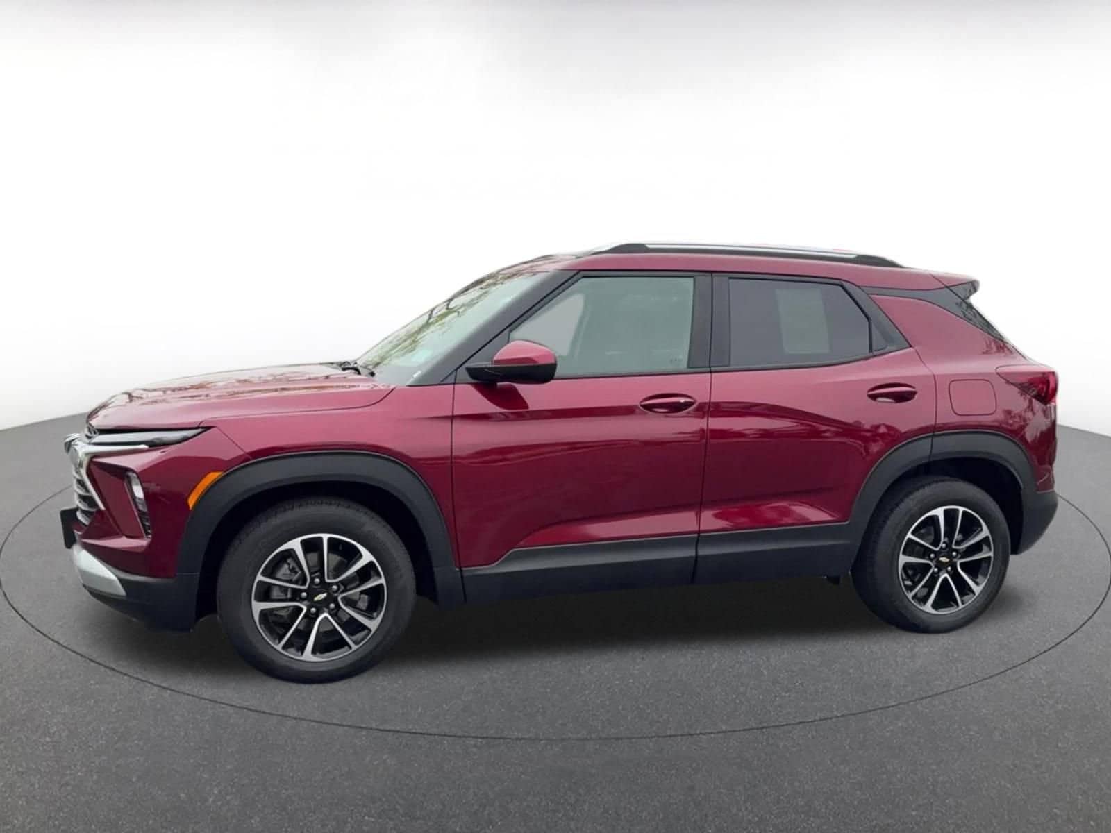 Thumbnail: 2025 Chevrolet TrailBlazer - 8