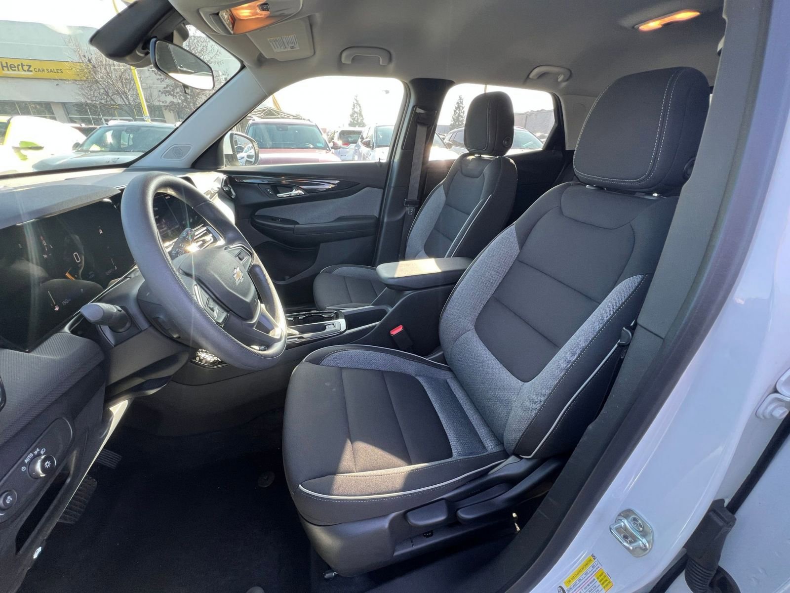 Thumbnail: 2025 Chevrolet TrailBlazer - 24