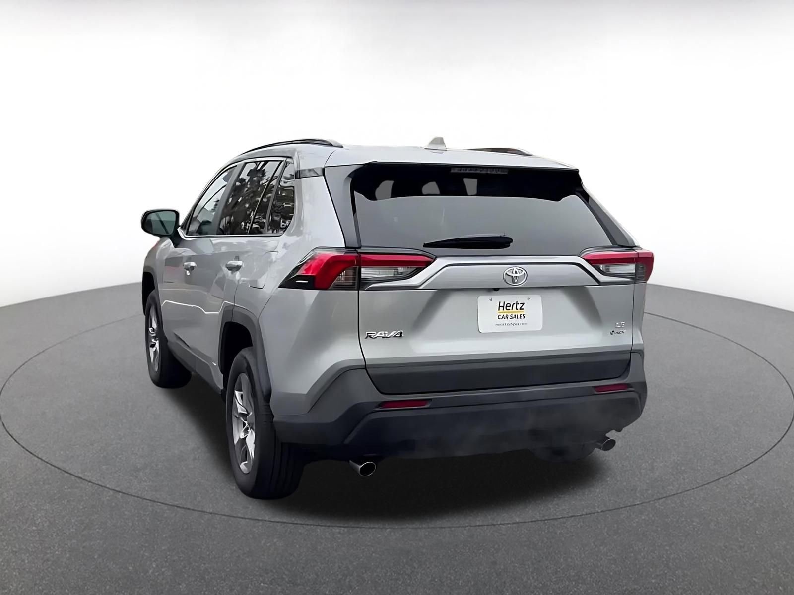 Thumbnail: 2025 Toyota RAV4 - 11