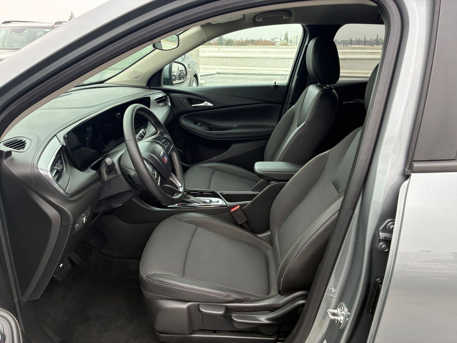 Thumbnail: 2025 Buick Encore GX - 24