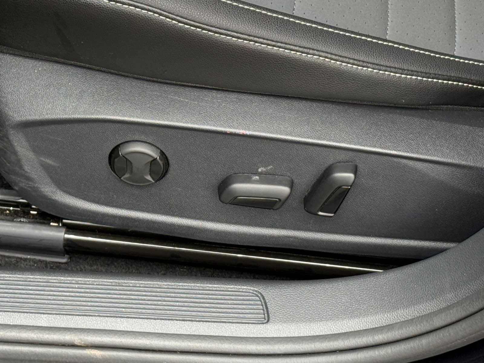 Thumbnail: 2025 Volkswagen Jetta - 23