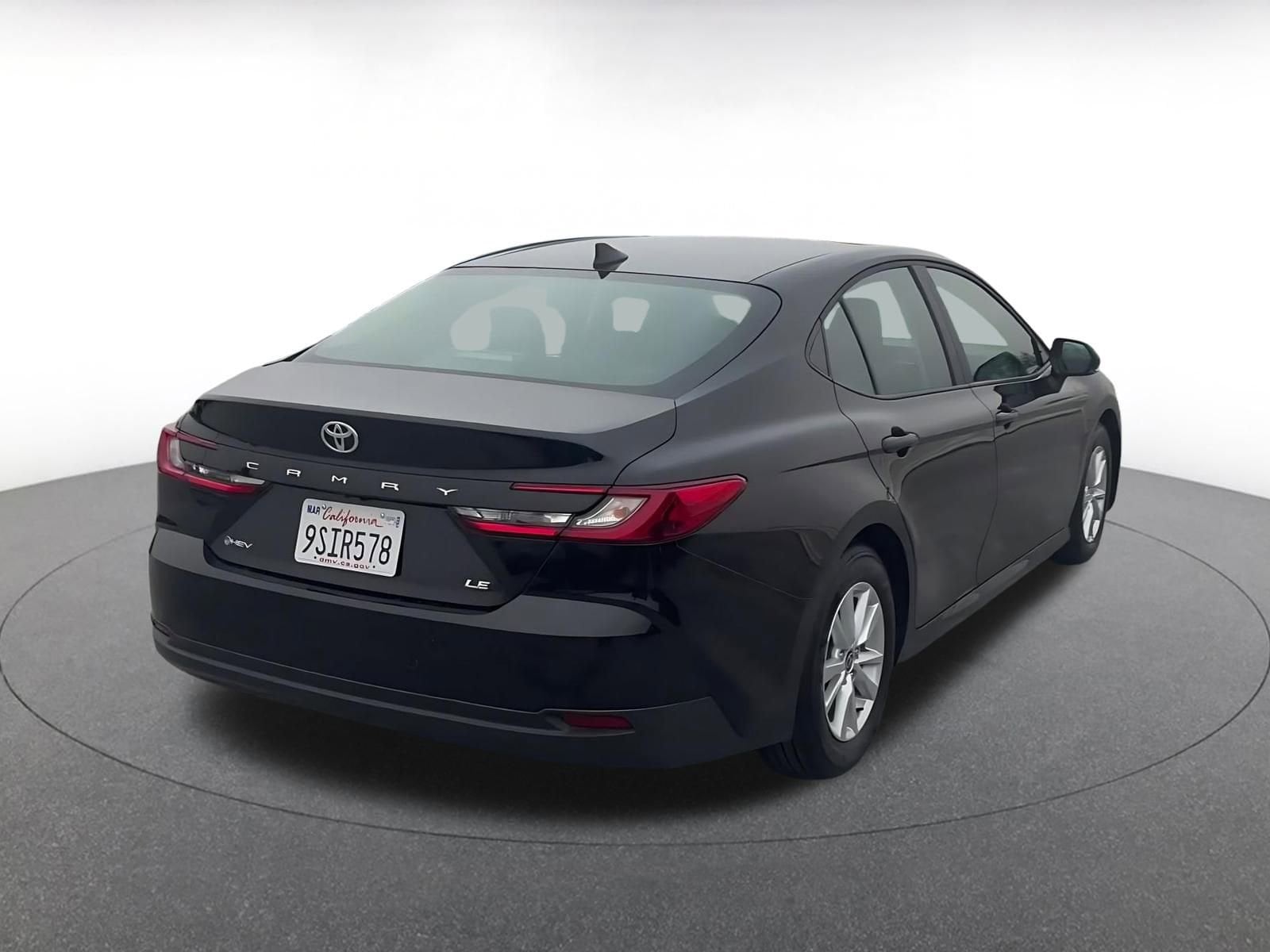 Thumbnail: 2025 Toyota Camry - 15