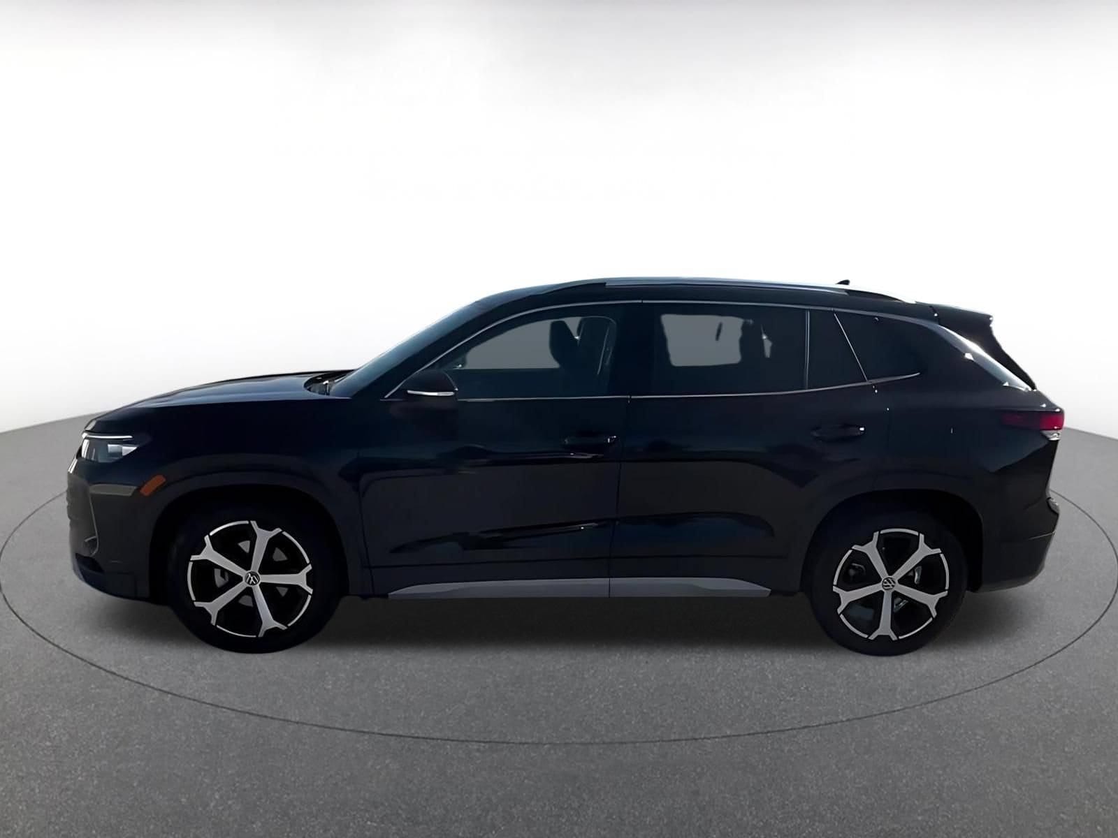 Thumbnail: 2026 Volkswagen Tiguan - 7