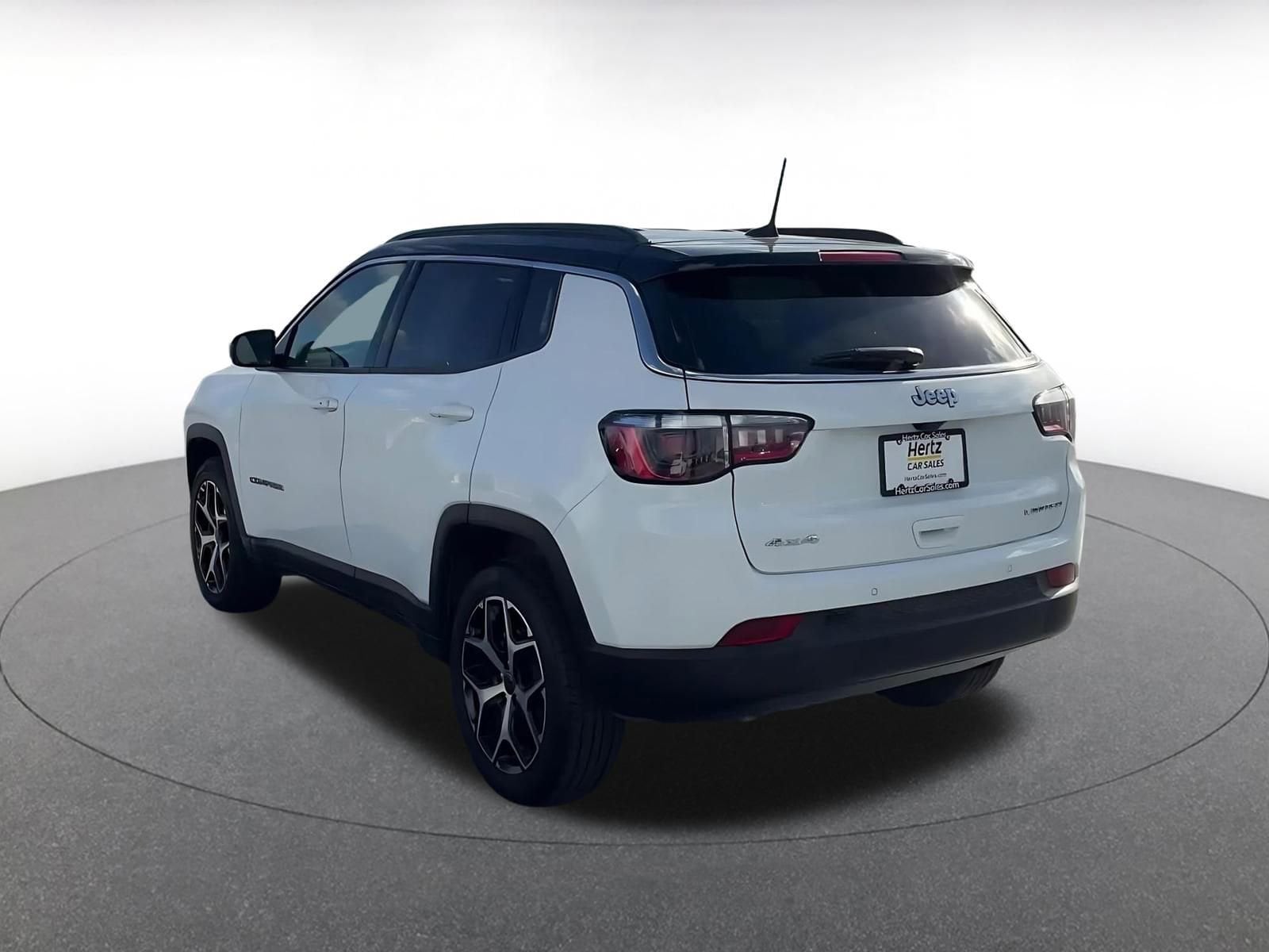 Thumbnail: 2025 Jeep Compass - 11