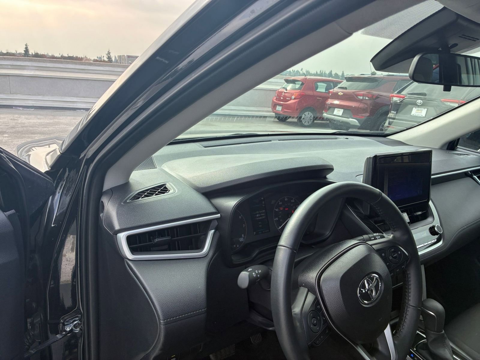 Thumbnail: 2025 Toyota Corolla Cross - 33