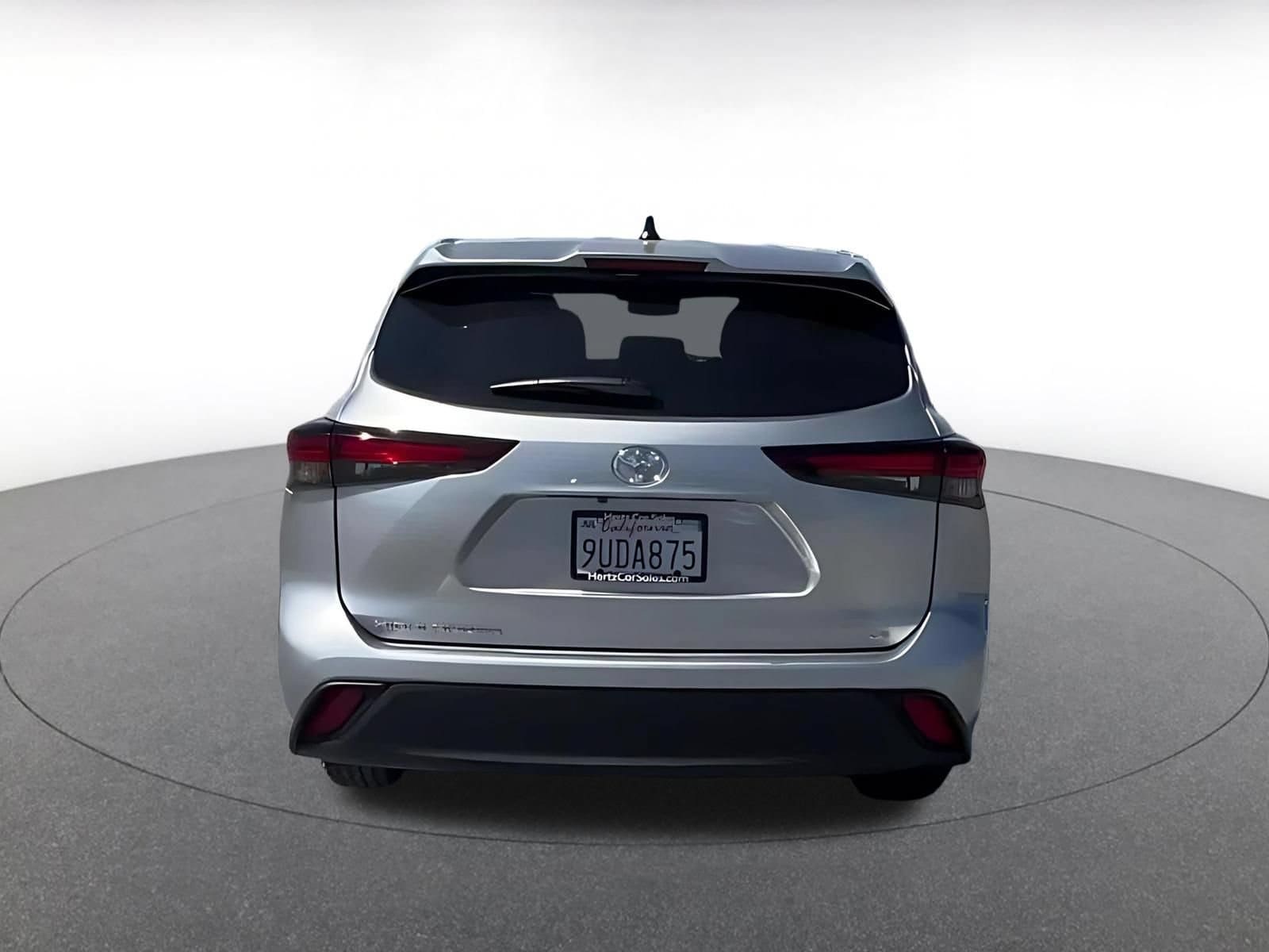 Thumbnail: 2025 Toyota Highlander - 12