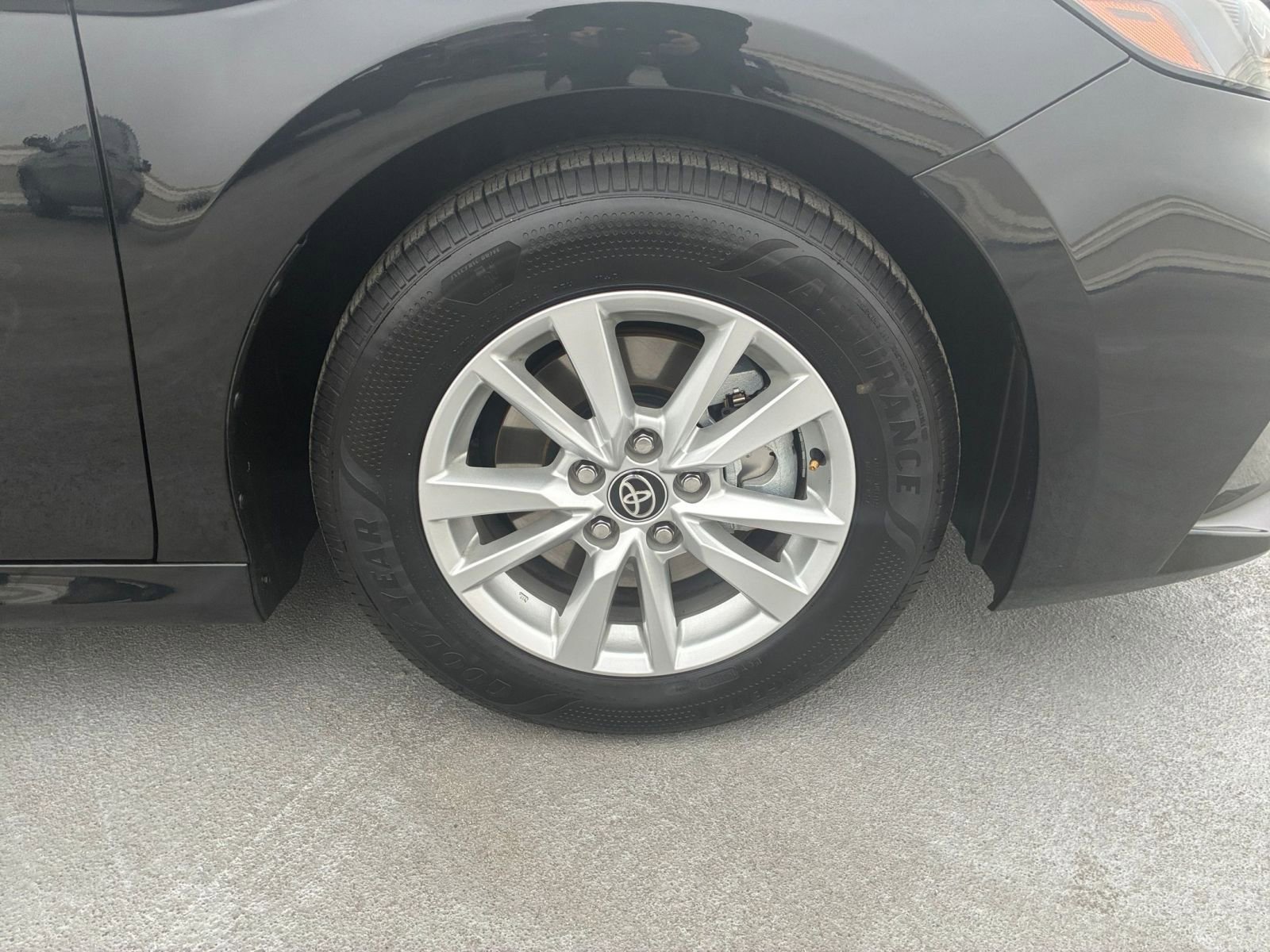 Thumbnail: 2025 Toyota Camry - 28