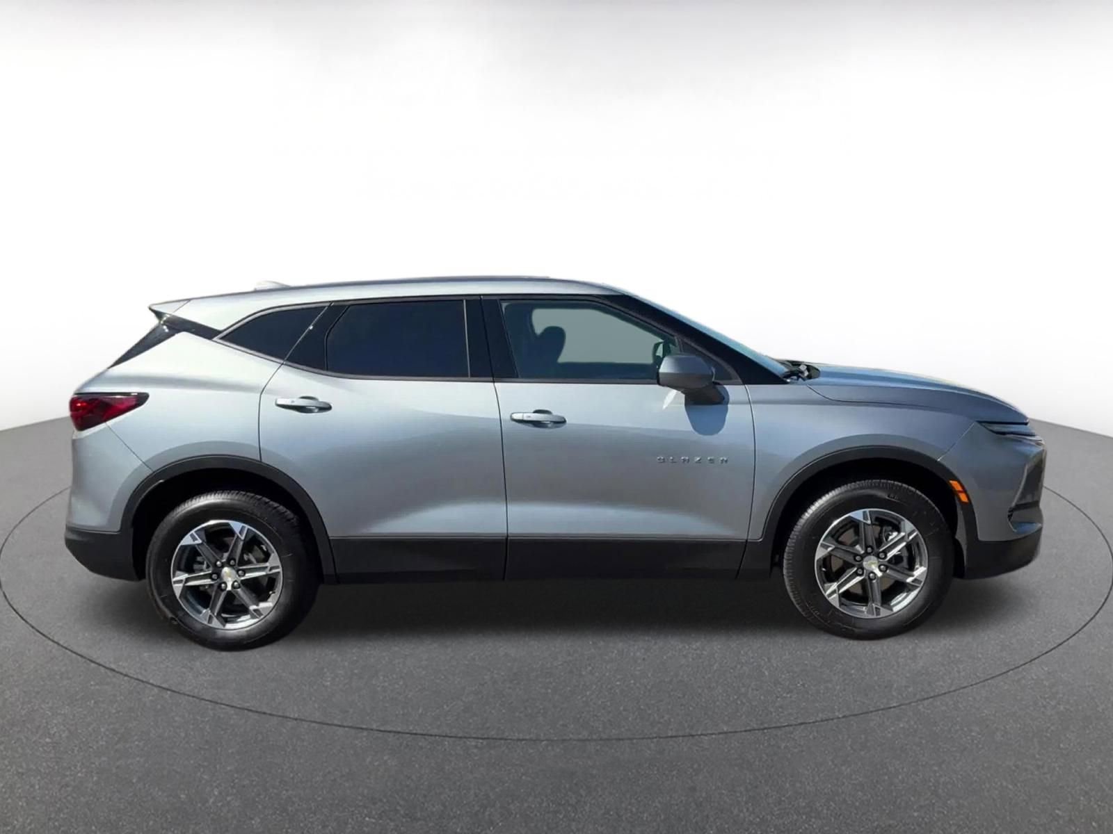 Thumbnail: 2025 Chevrolet Blazer - 16