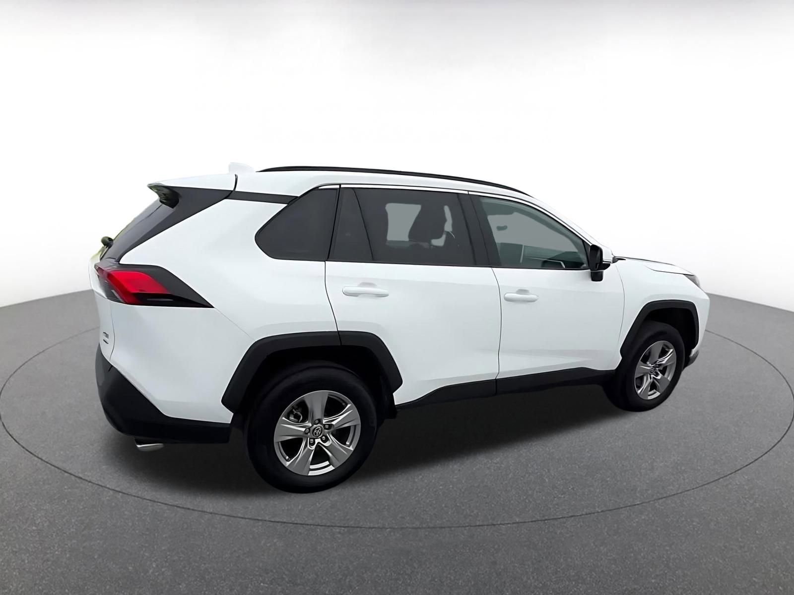 Thumbnail: 2025 Toyota RAV4 - 14