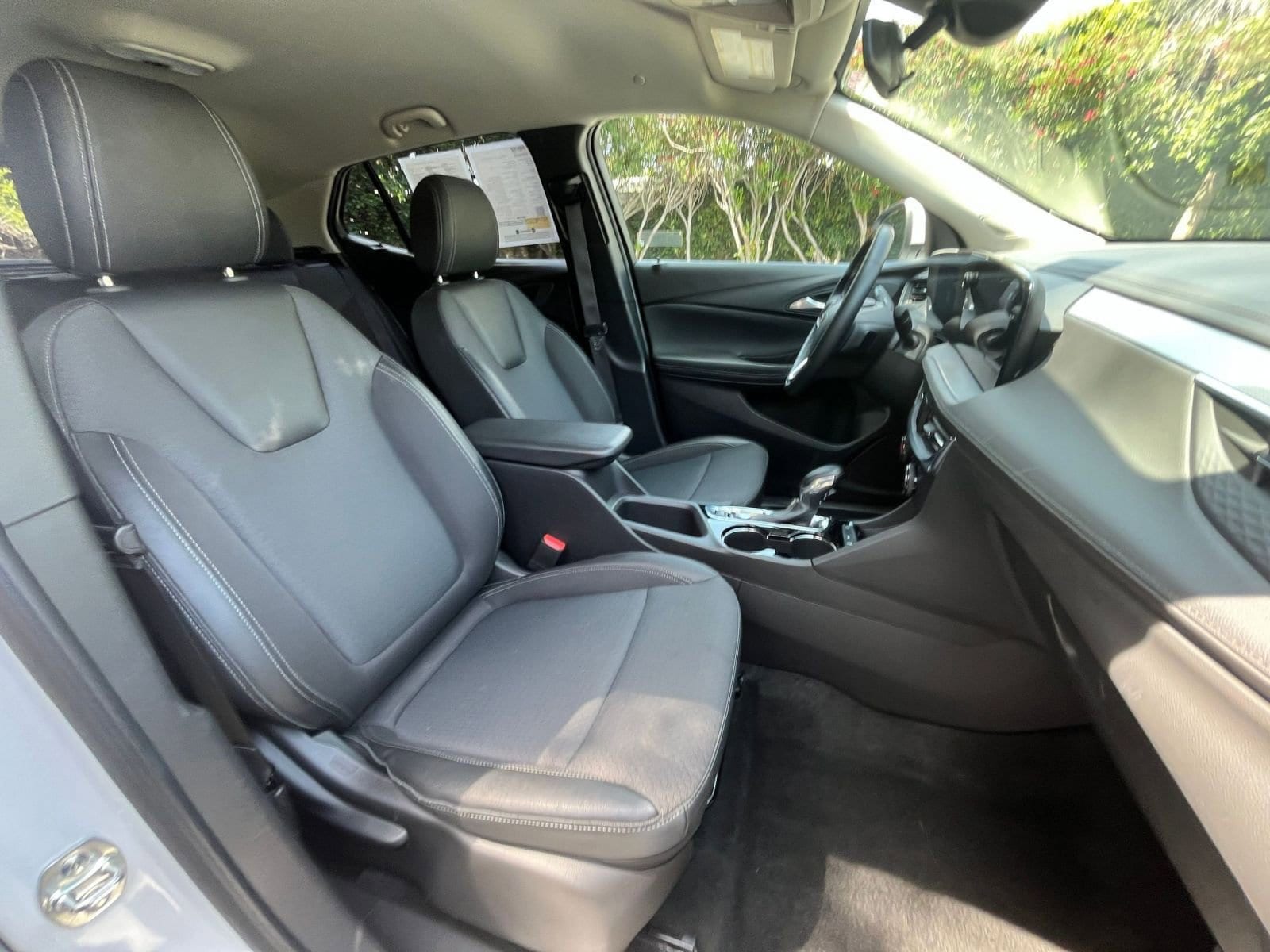 Thumbnail: 2025 Buick Encore GX - 35