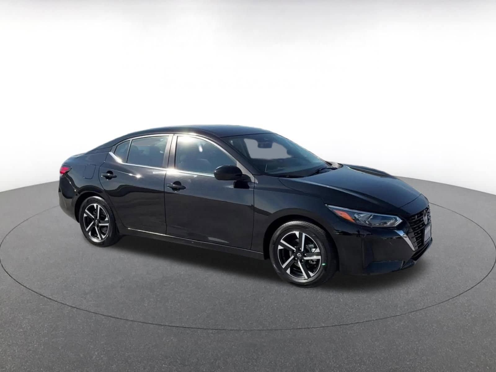 Thumbnail: 2025 Nissan Sentra - 2