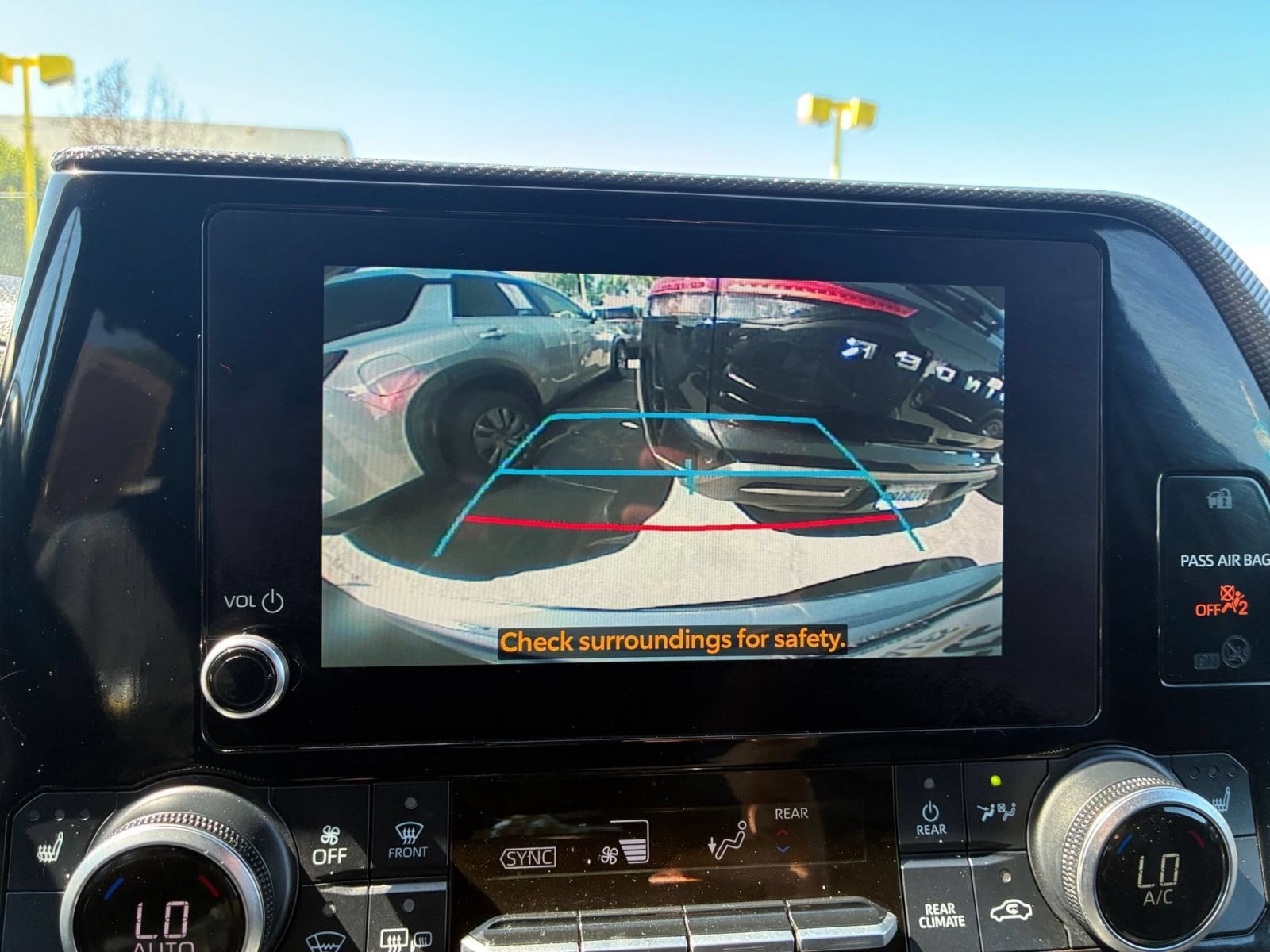 Thumbnail: 2024 Toyota Highlander - 27