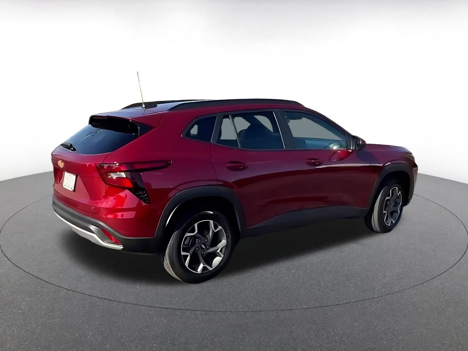 Thumbnail: 2025 Chevrolet Trax - 11