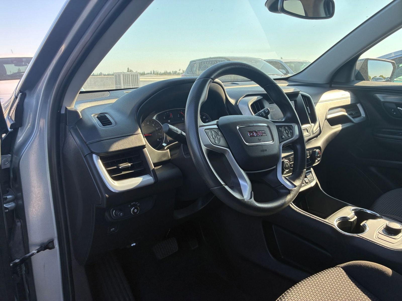 Thumbnail: 2024 GMC Terrain - 33