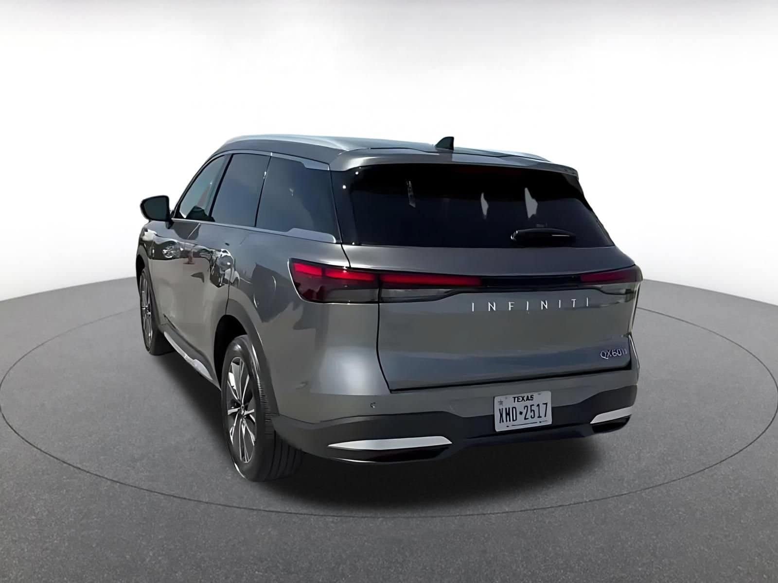 Thumbnail: 2026 INFINITI QX60 - 9