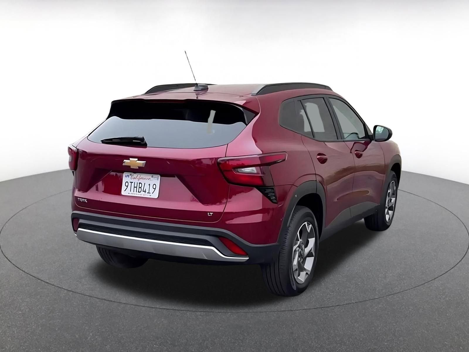 Thumbnail: 2025 Chevrolet Trax - 14