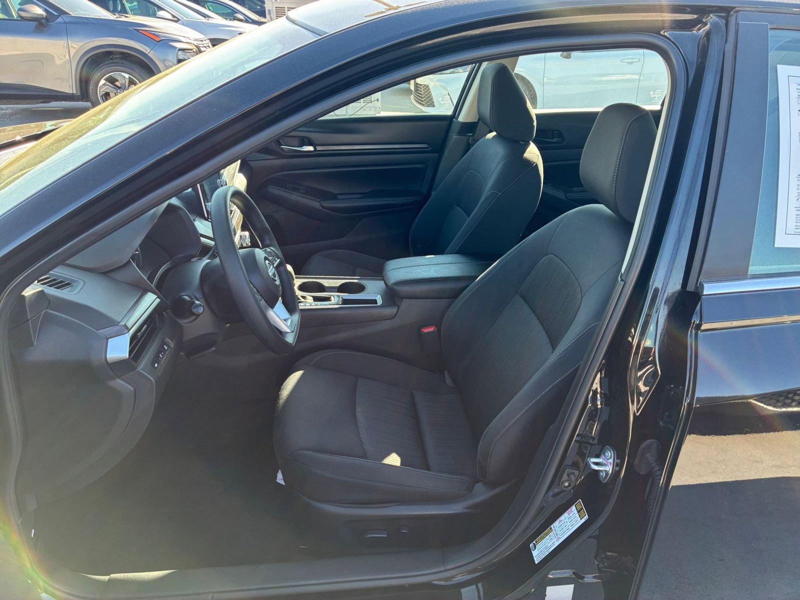 Thumbnail: 2025 Nissan Altima - 25