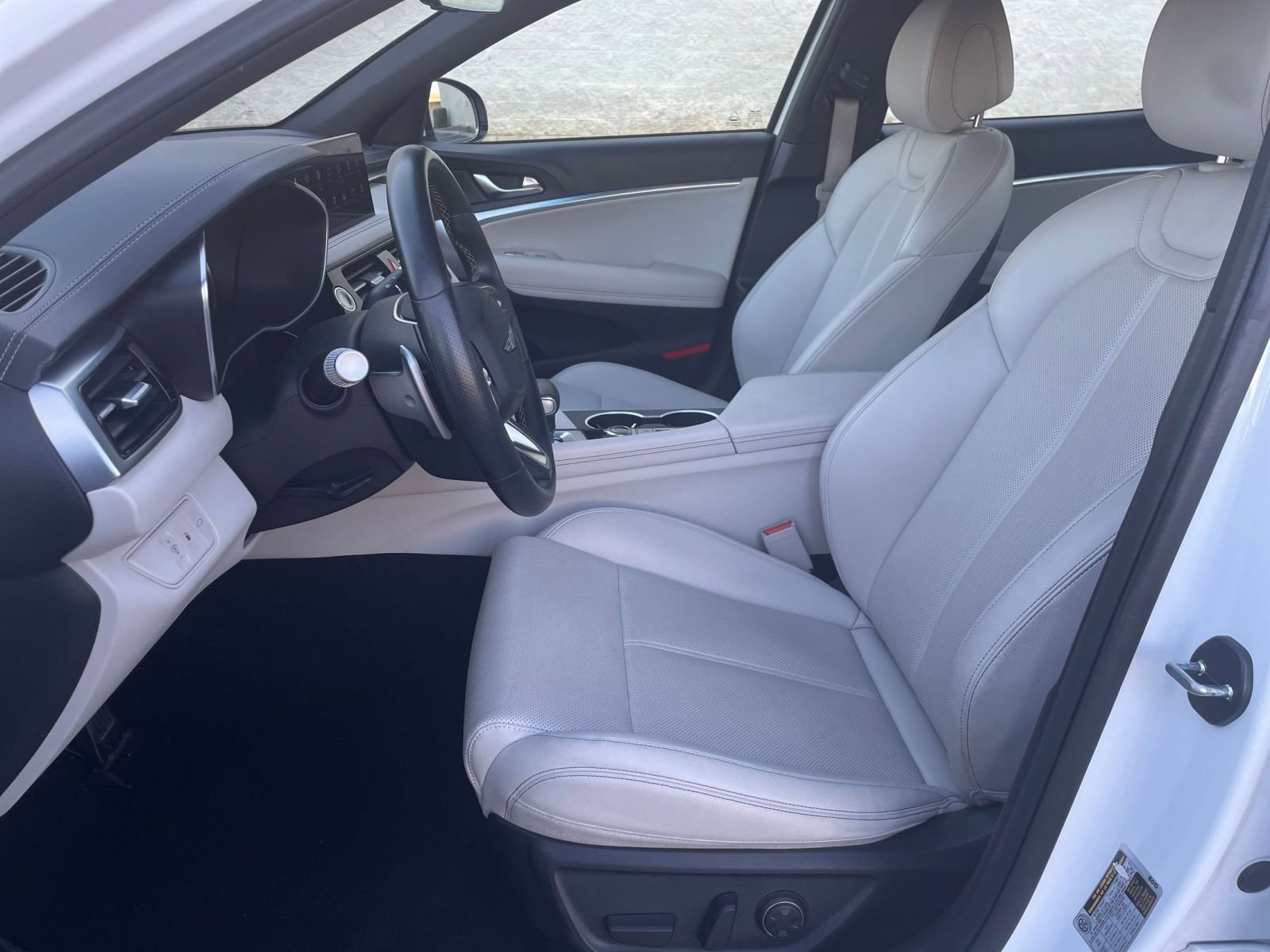 Thumbnail: 2025 Genesis G70 - 29