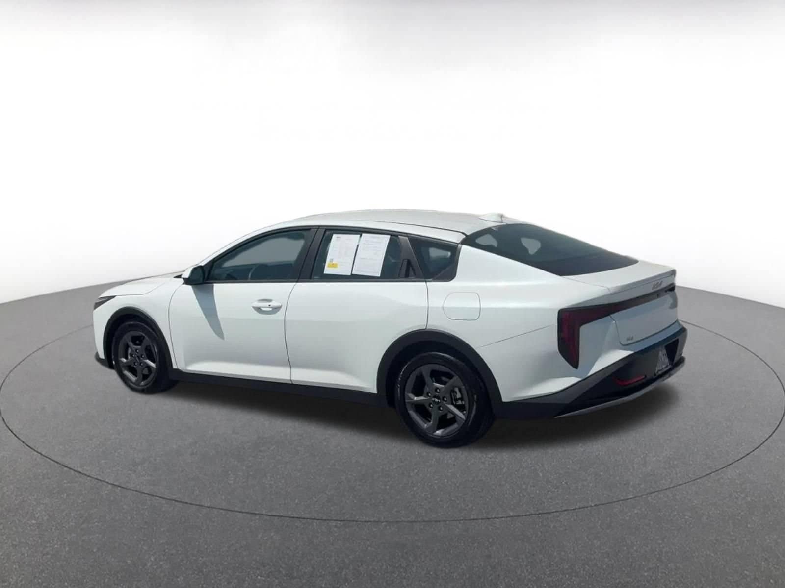 Thumbnail: 2025 Kia K4 - 11