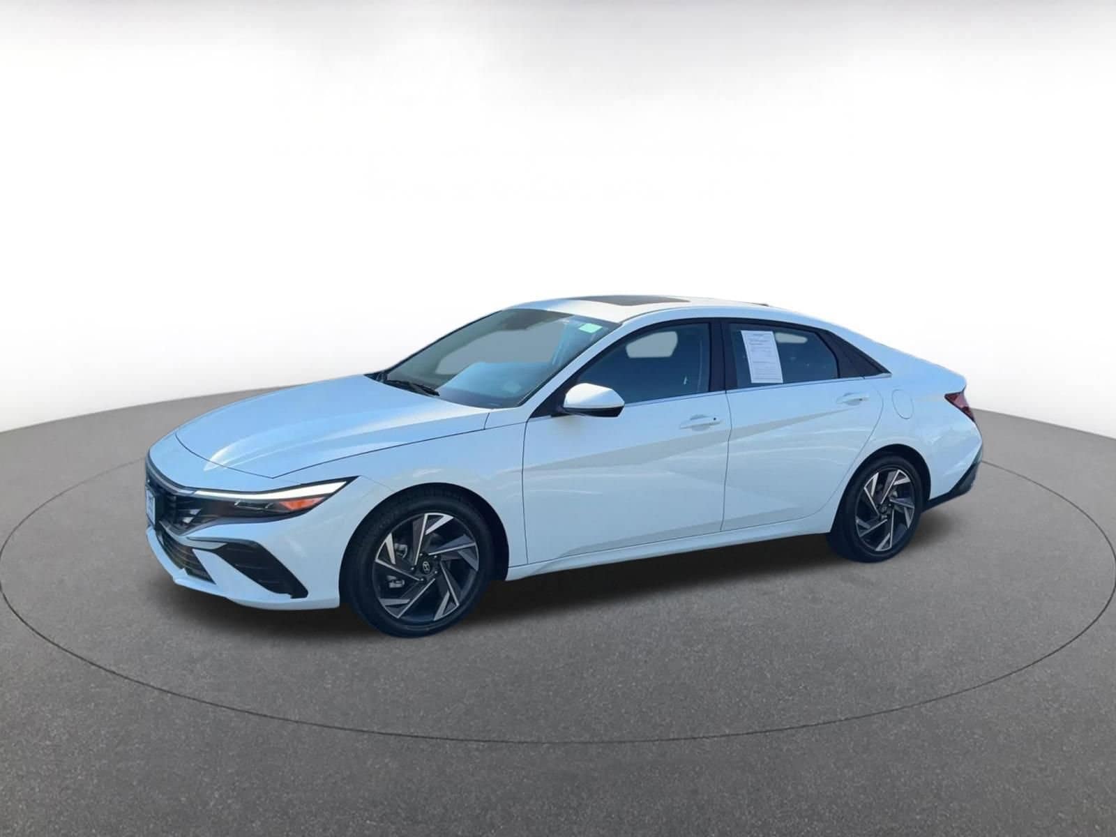 Thumbnail: 2025 Hyundai Elantra - 8