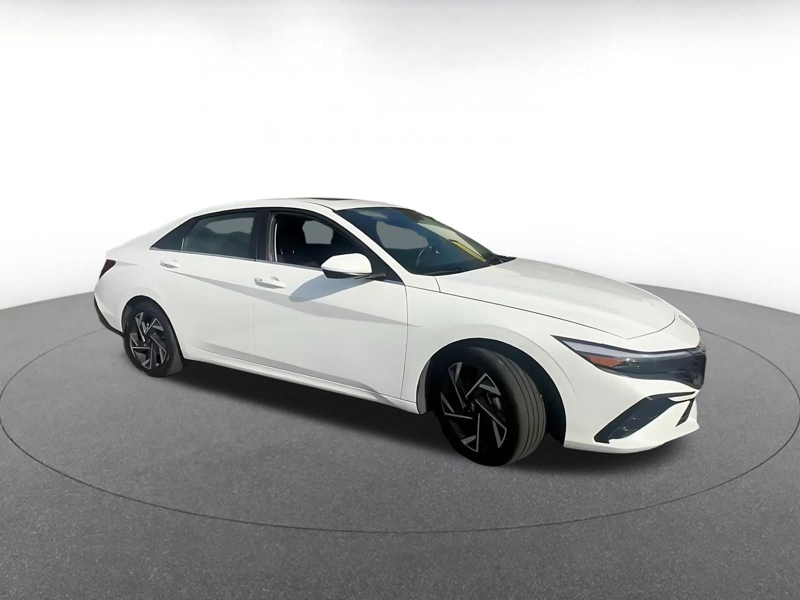 Thumbnail: 2025 Hyundai Elantra - 2