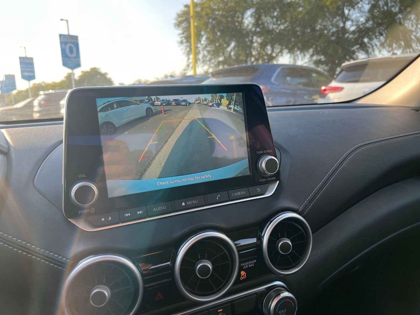 Thumbnail: 2024 Nissan Sentra - 17