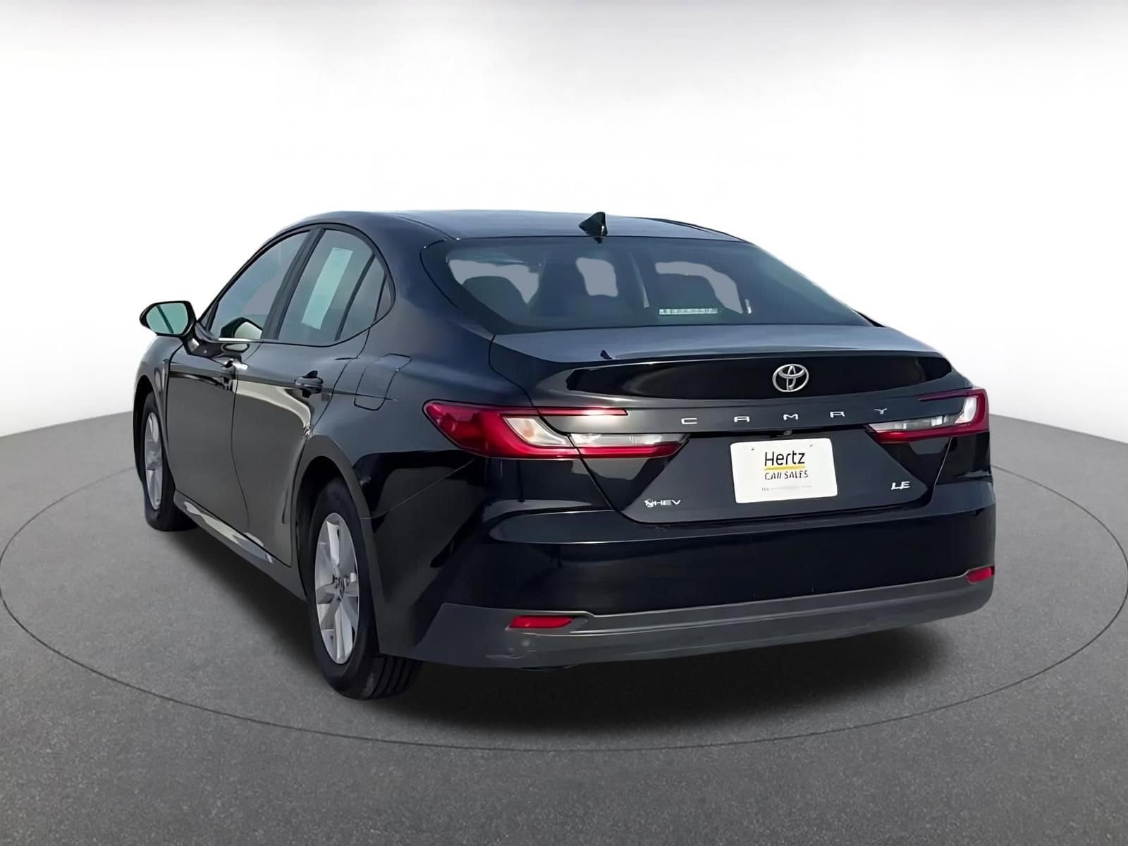 Thumbnail: 2025 Toyota Camry - 11